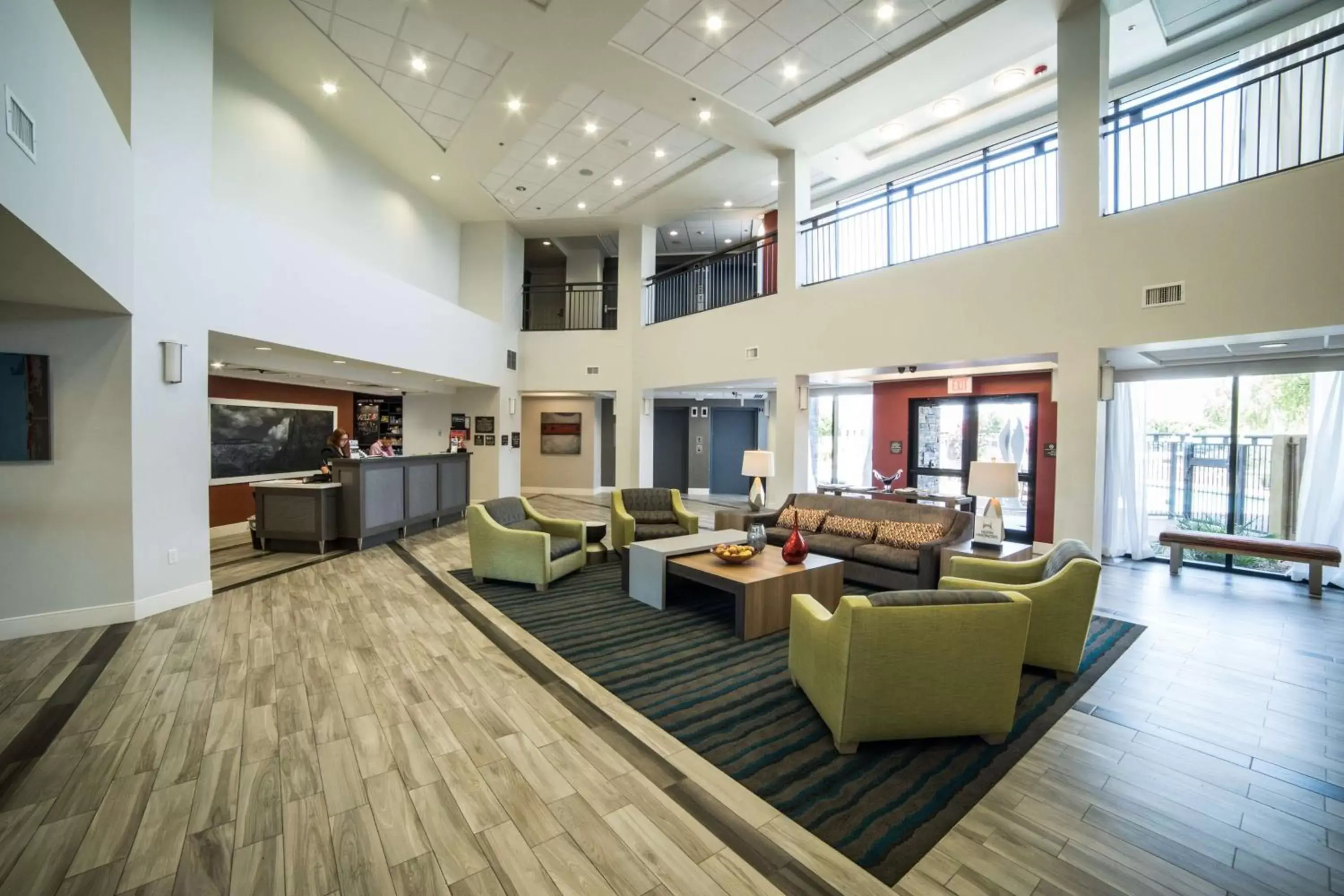 Lobby or reception, Seating Area in Hampton Inn & Suites Tempe/Phoenix Airport, Az