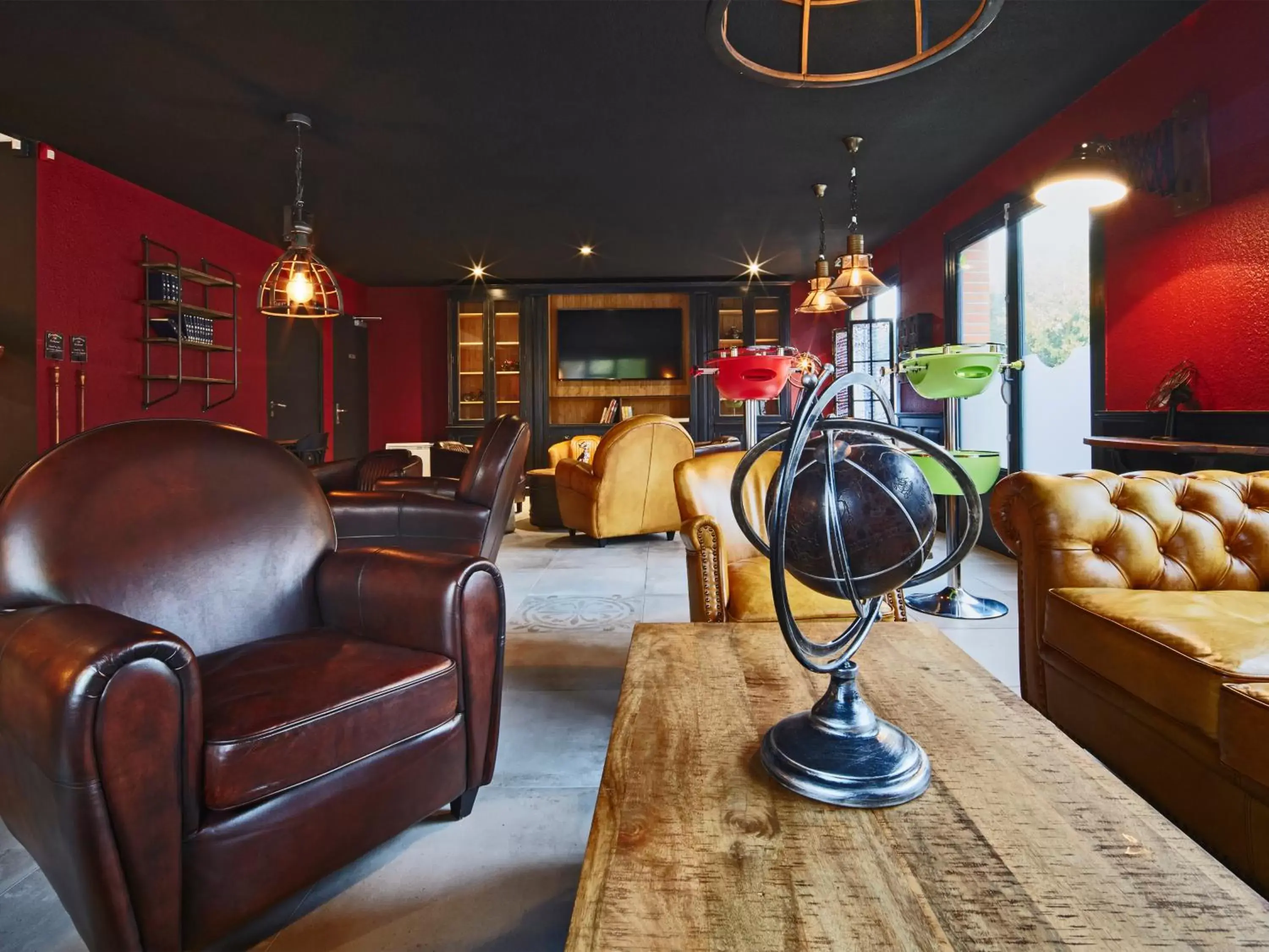 Seating area, Lobby/Reception in Kyriad Lille Est - Hem