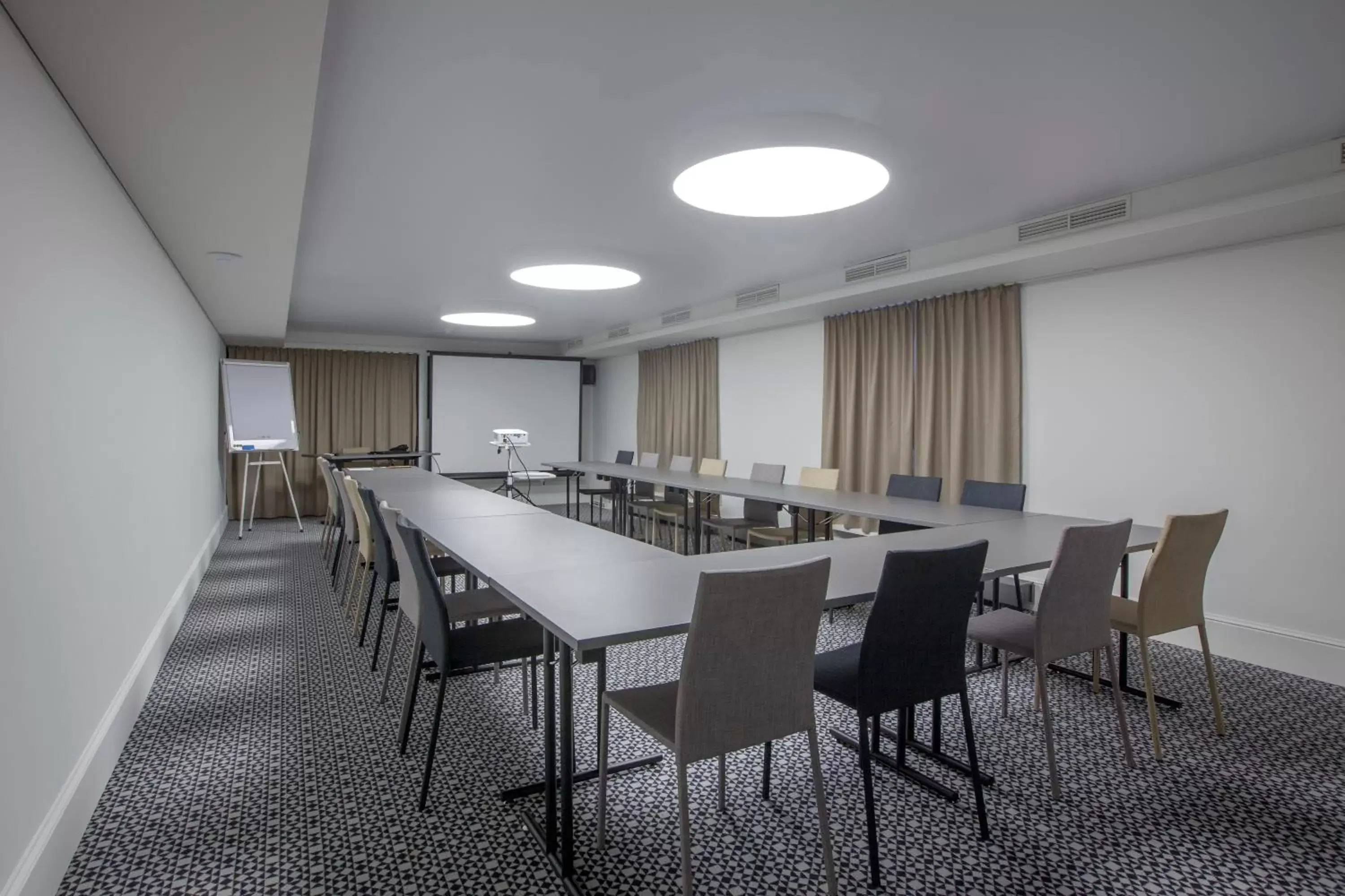 Meeting/conference room in Hotel Vilnia