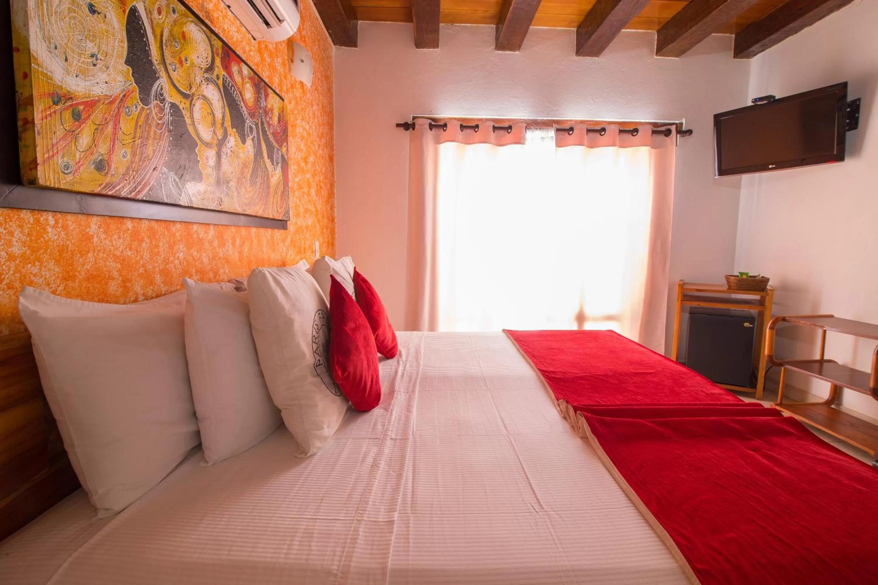 Photo of the whole room, Bed in Hotel 3 Banderas