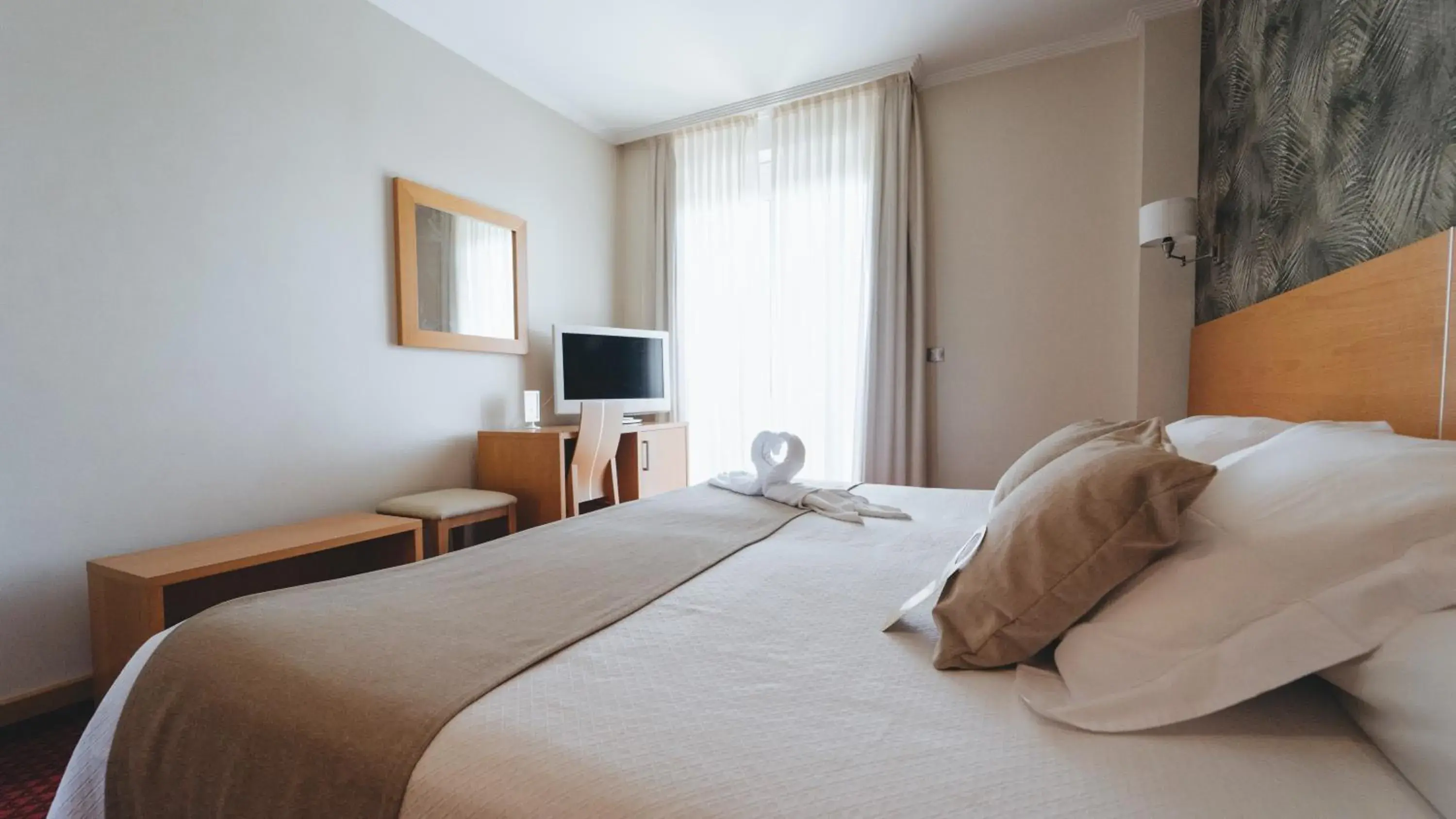 Bedroom, Bed in Hotel Peregrina