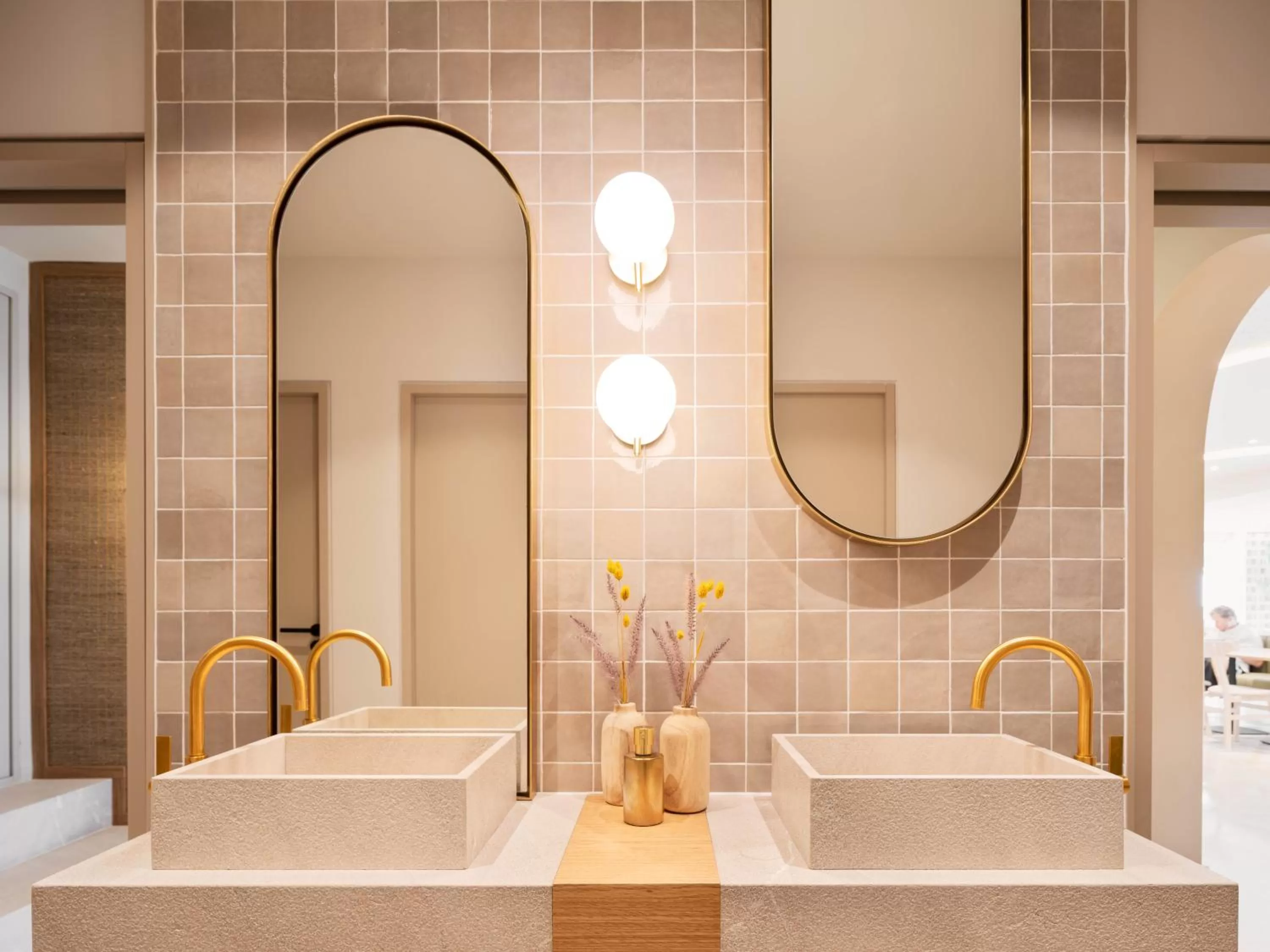 Bella Colina I Vintage Hotel 1953