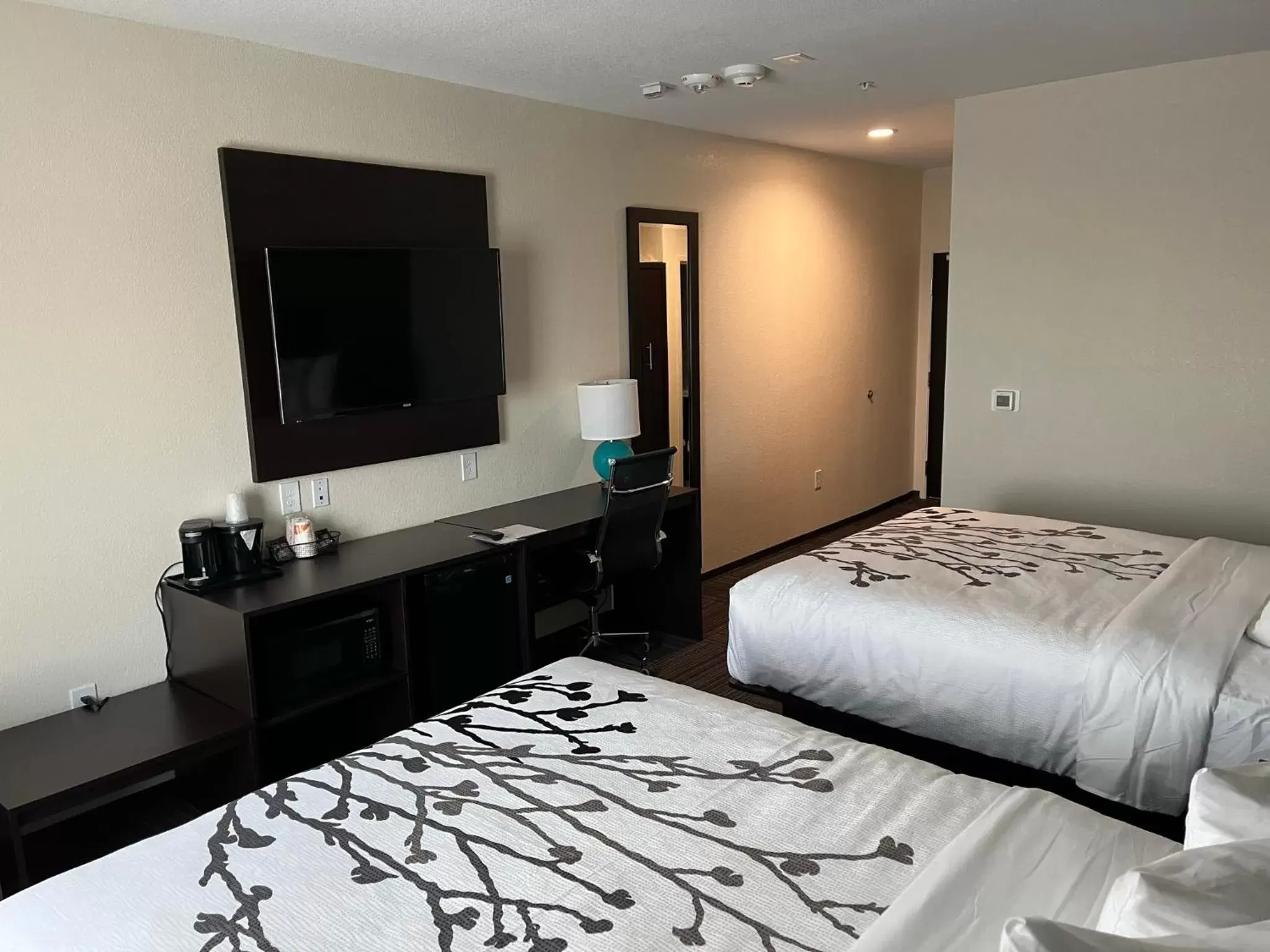 Bed in Sleep Inn Dallas Northwest - Irving