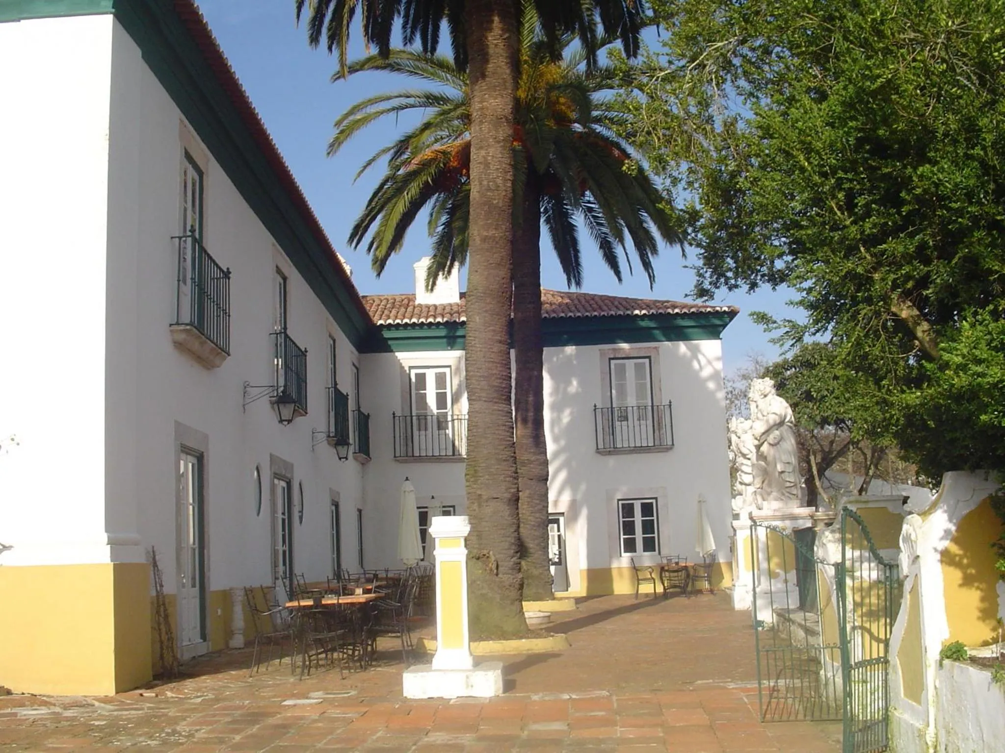 Facade/entrance in Hotel Rural Quinta de Santo Antonio