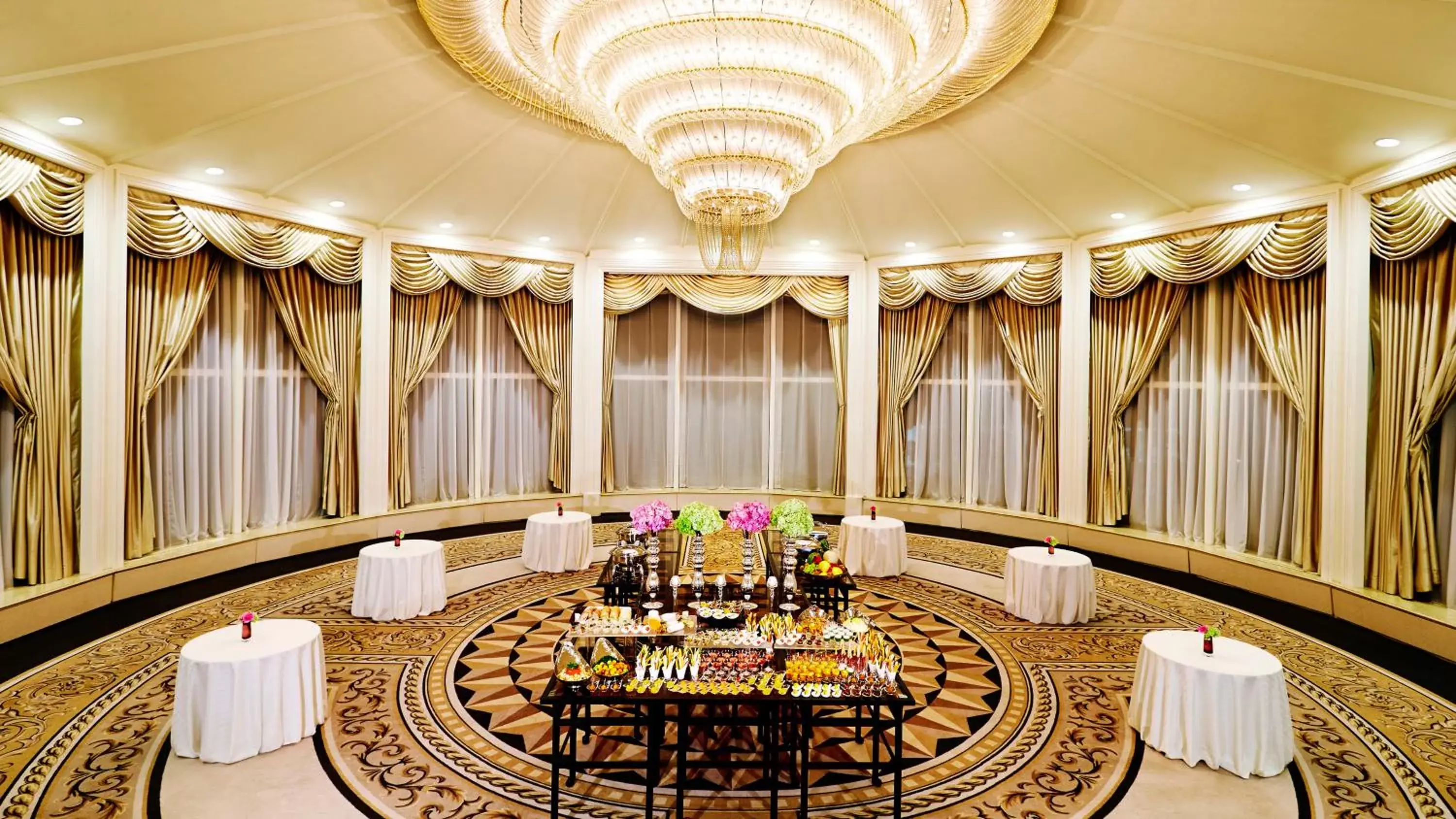 Meeting/conference room, Banquet Facilities in RIHGA Royal Hotel Osaka
