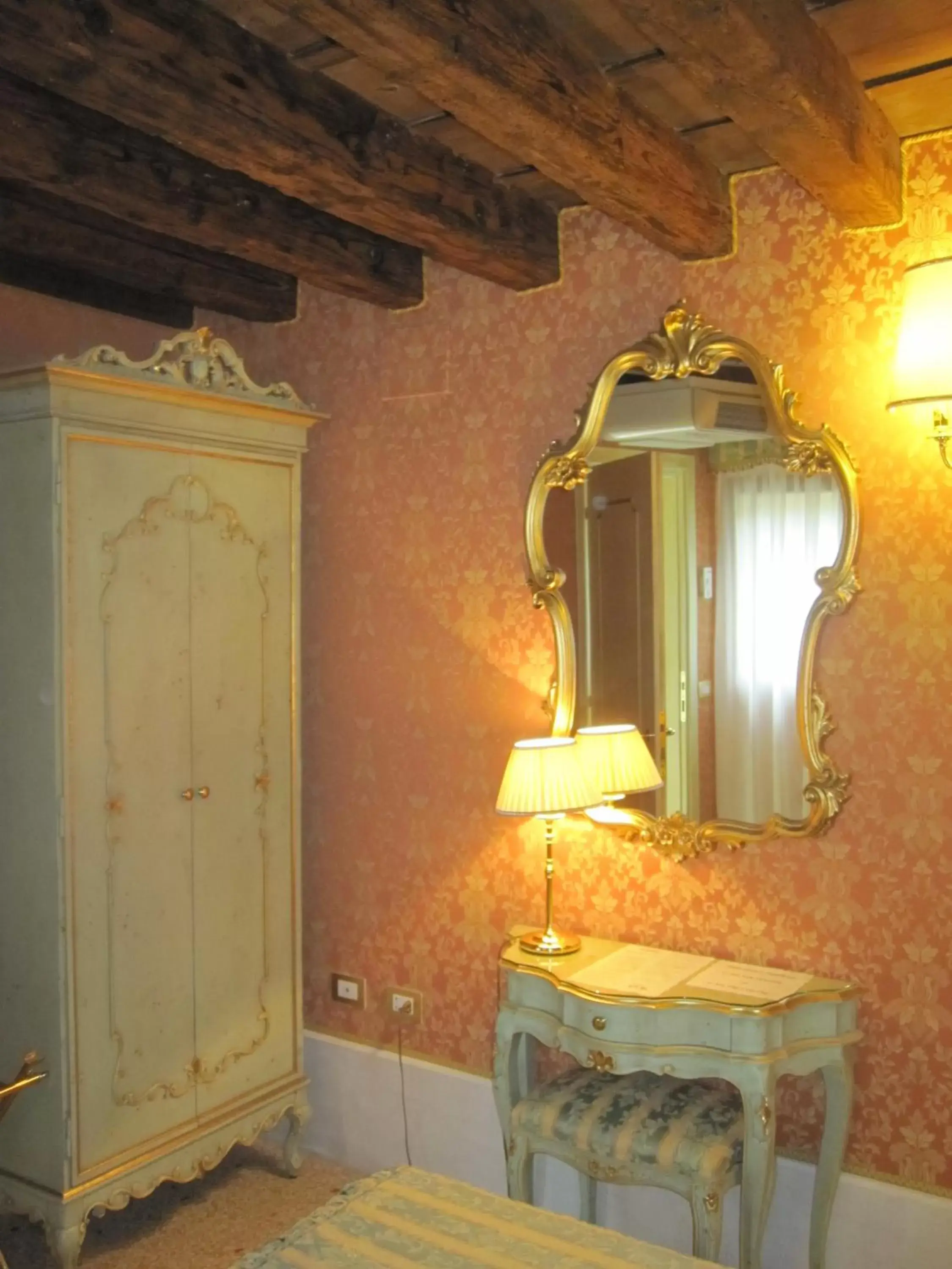 Photo of the whole room in Locanda Ca' del Brocchi
