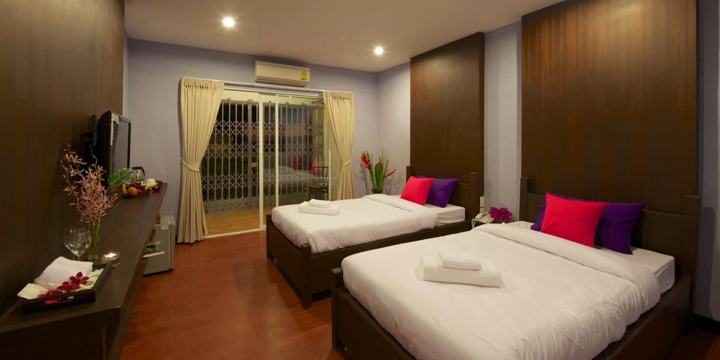 TV and multimedia, Bed in Sabye Bangkok