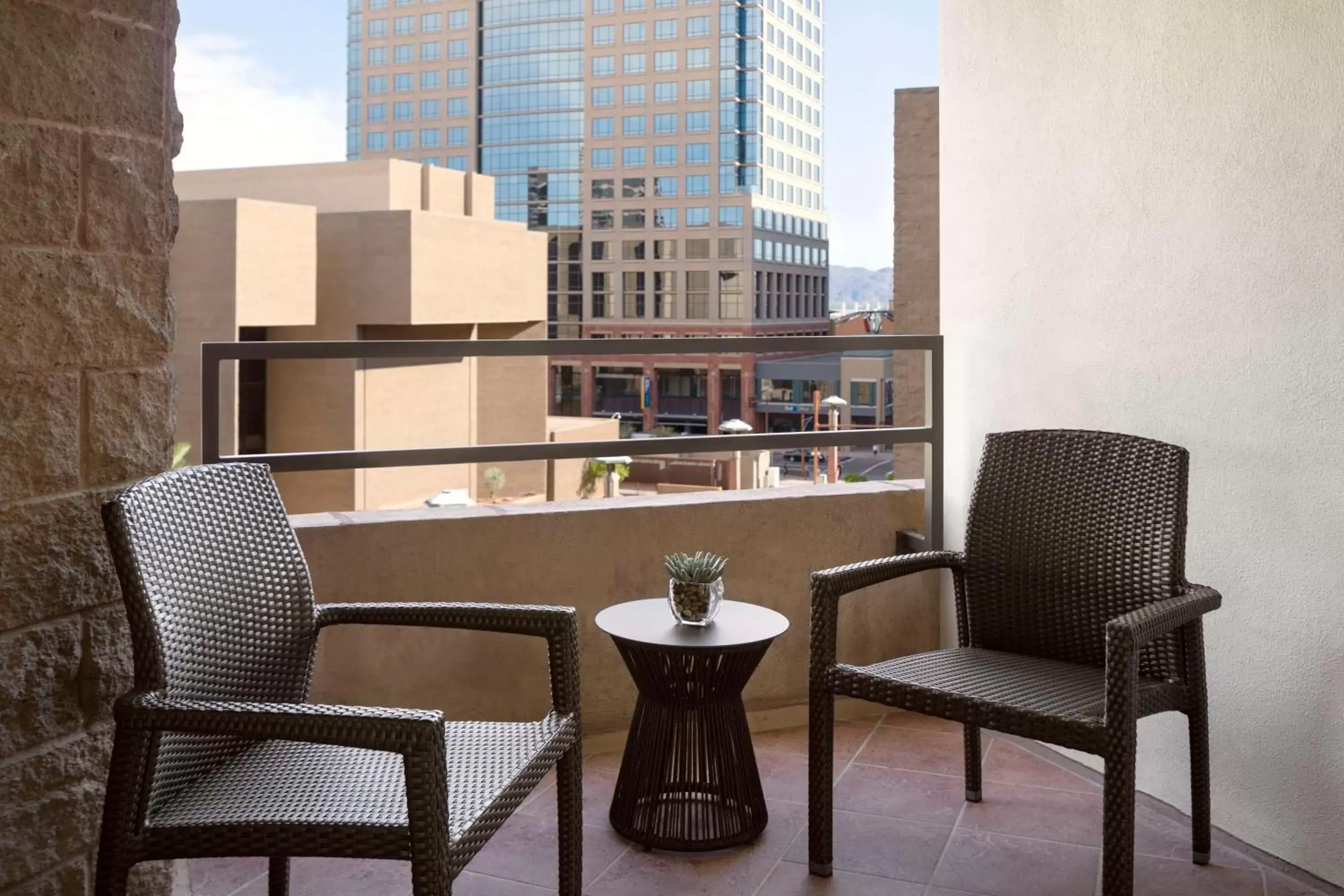 Bedroom, Balcony/Terrace in Hyatt Regency Phoenix