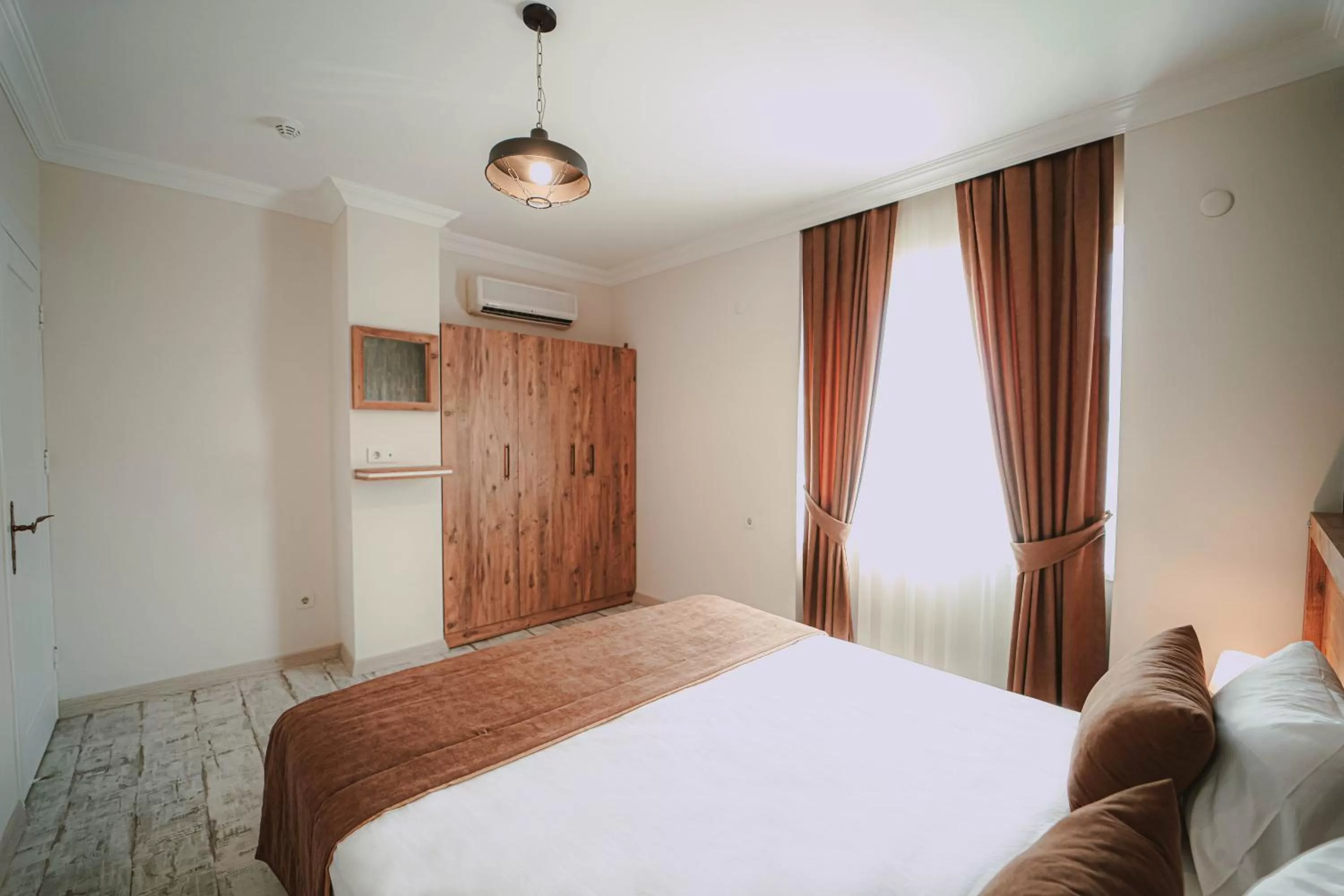 Bed in BEETLE HOUSE COFFEE HOTEL