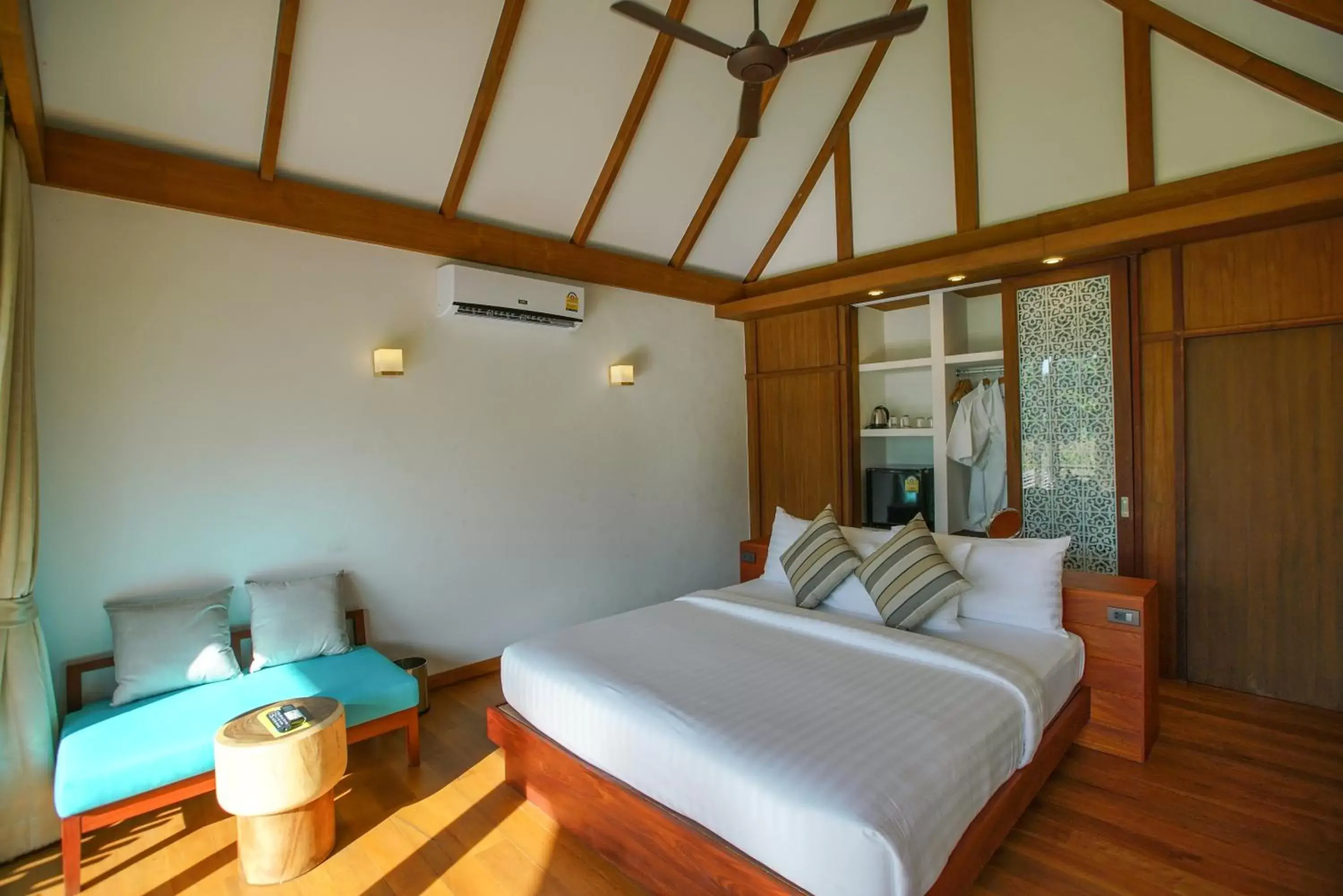 Bedroom, Bed in Koh Kood Paradise Beach Bedroom, Bed in Koh Kood Paradise Beach