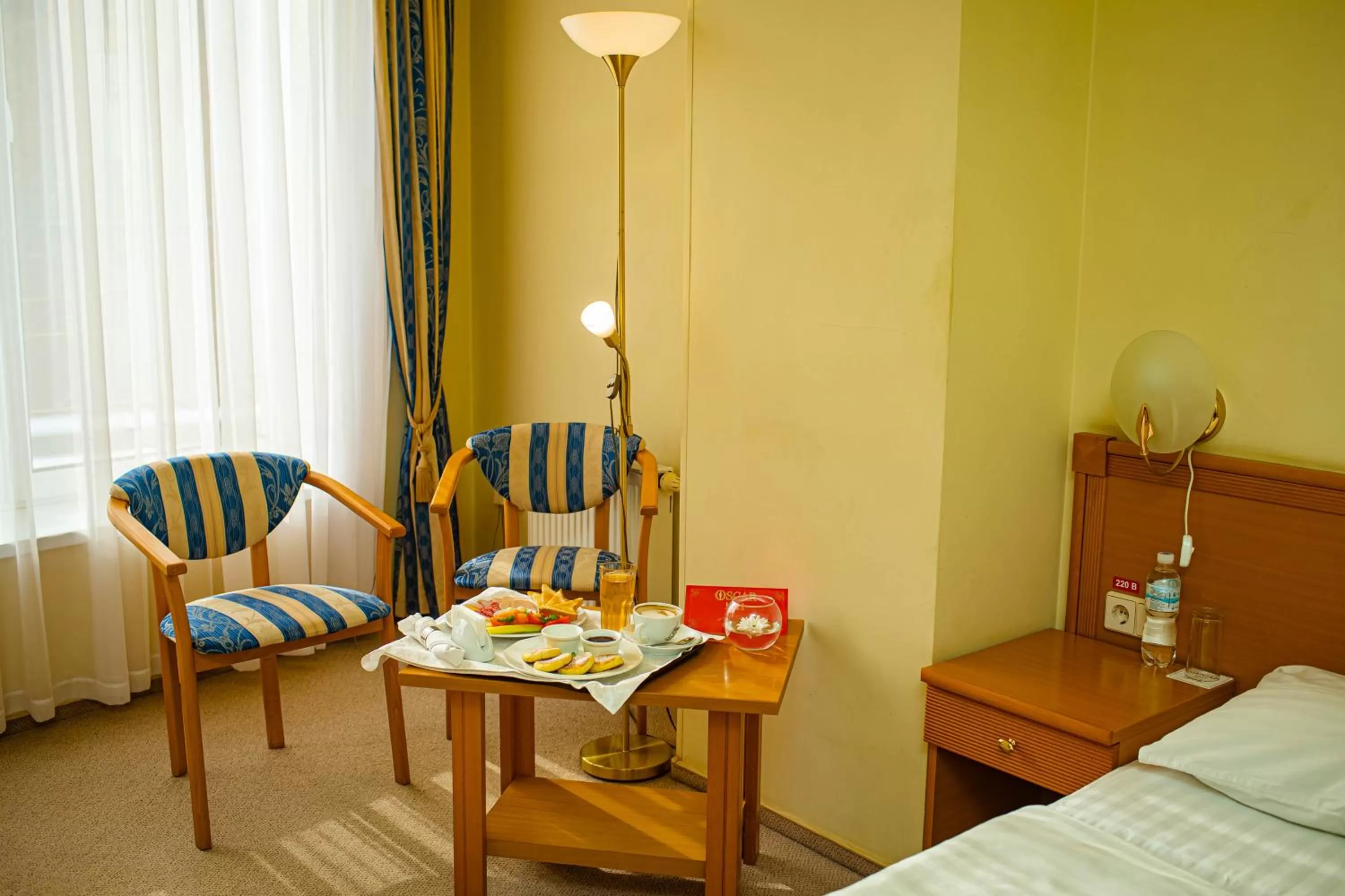 Breakfast, Bed in Oscar