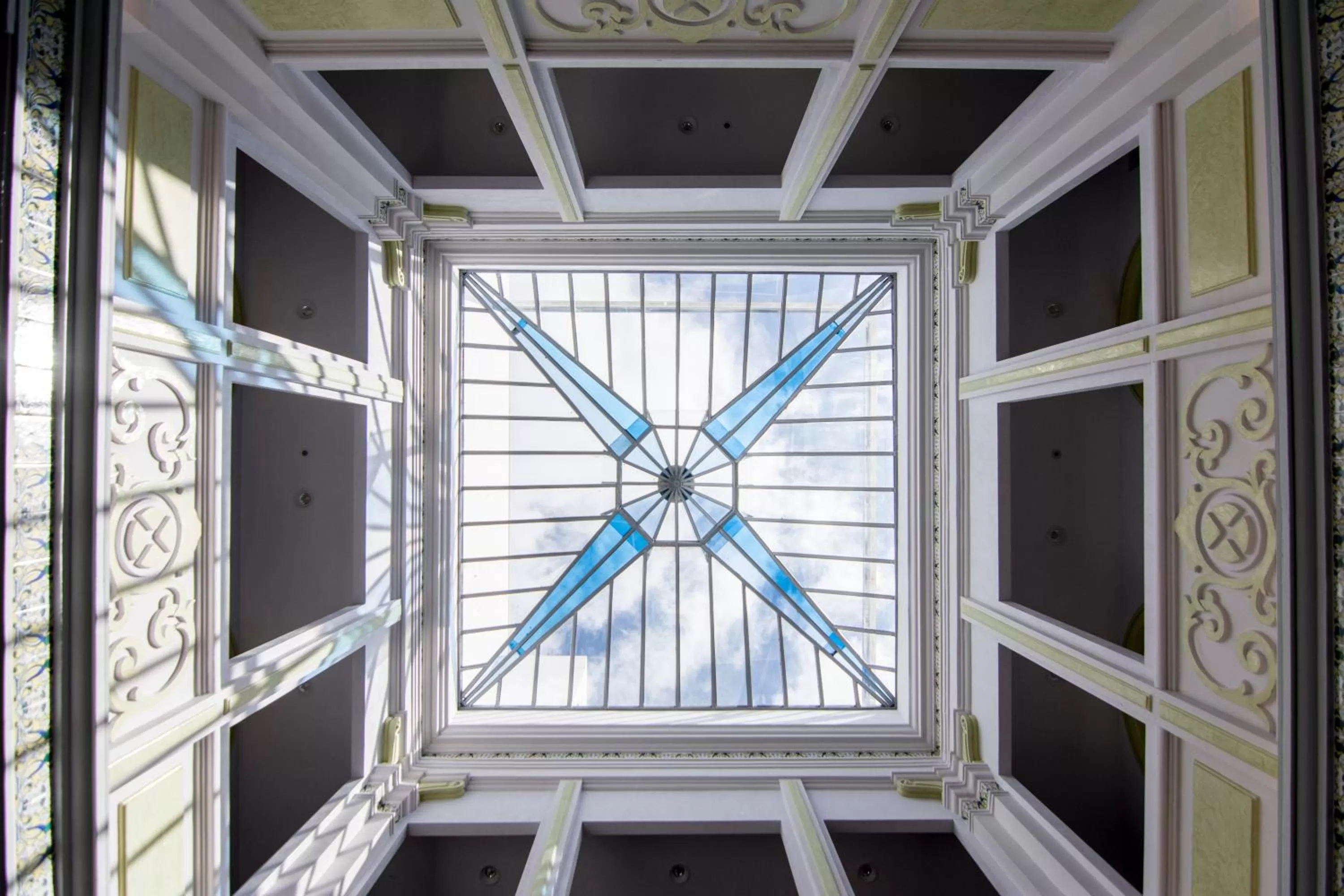 Lobby or reception in Hotel Oleum - Parking Gratuito bajo disponibilidad y reserva previa