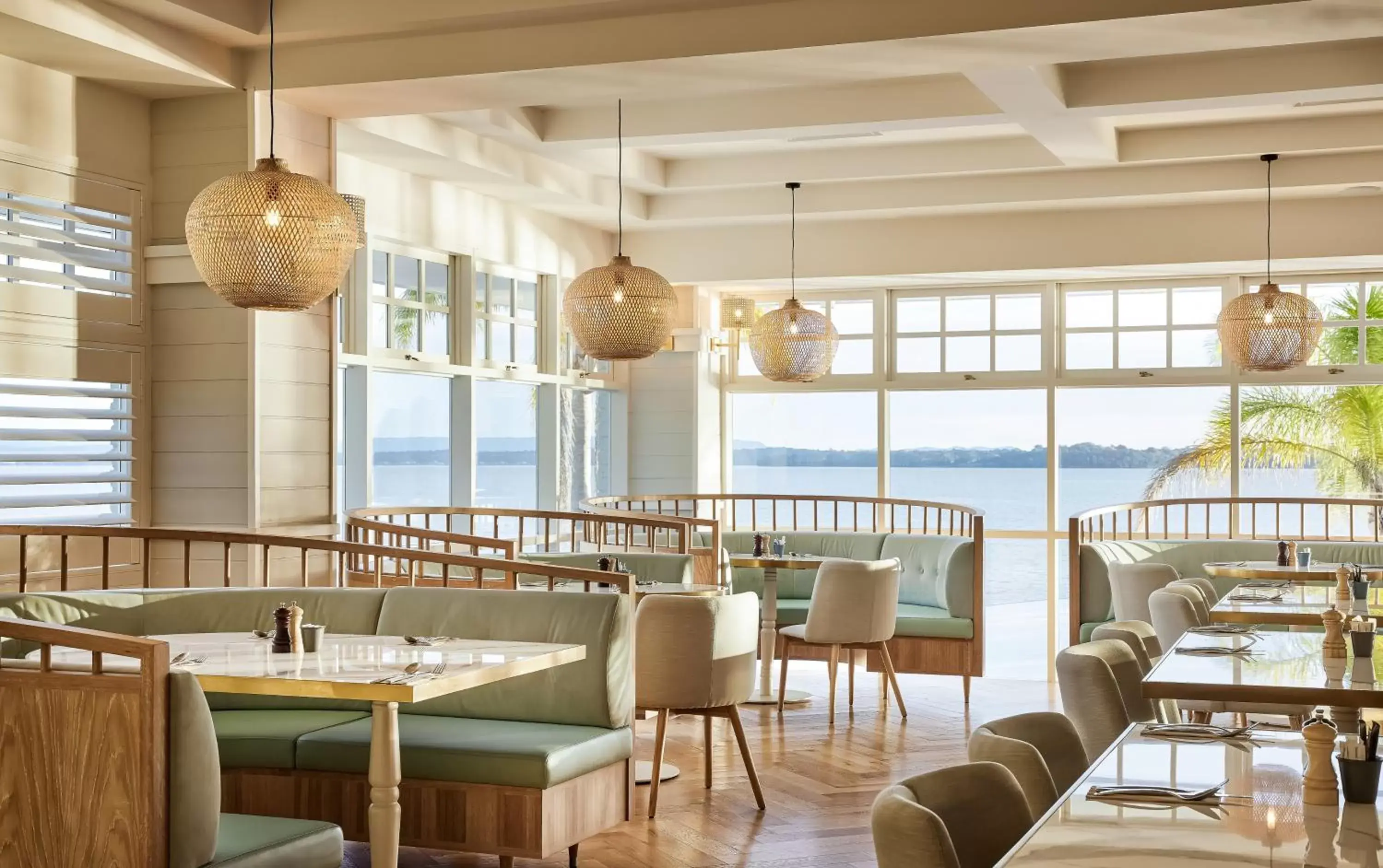 Restaurant/Places to Eat in The Beachcomber Hotel & Resort, Ascend Hotel Collection