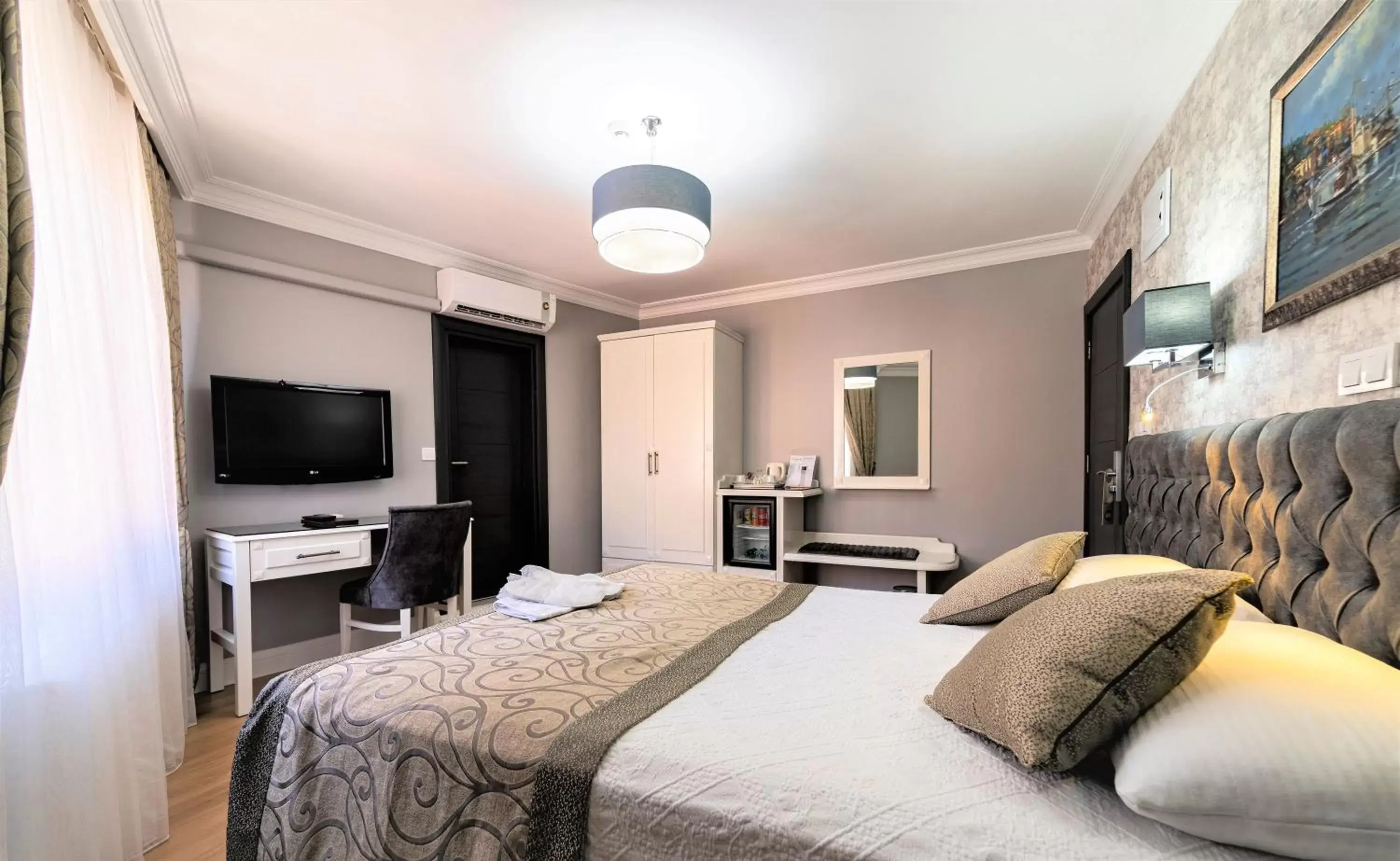 Bedroom, Bed in Levent Hotel Istanbul