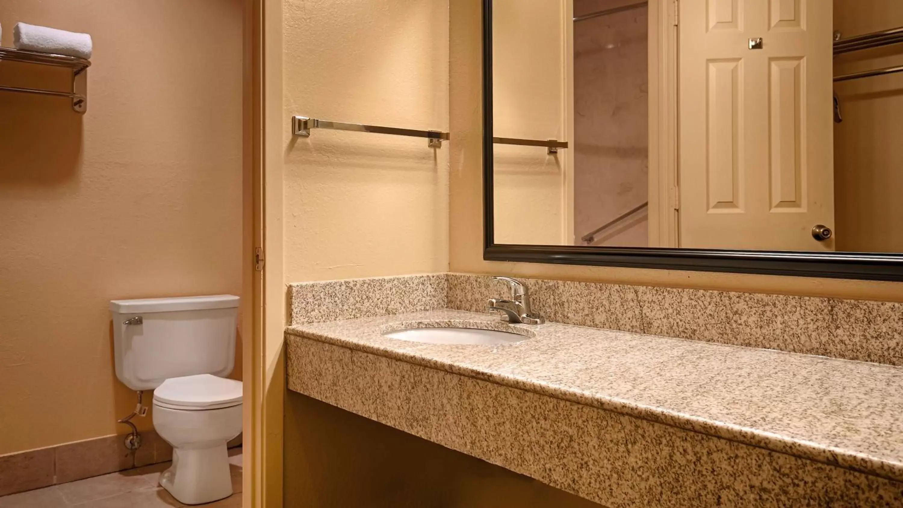 Bathroom in Best Western Trail Dust Inn & Suites