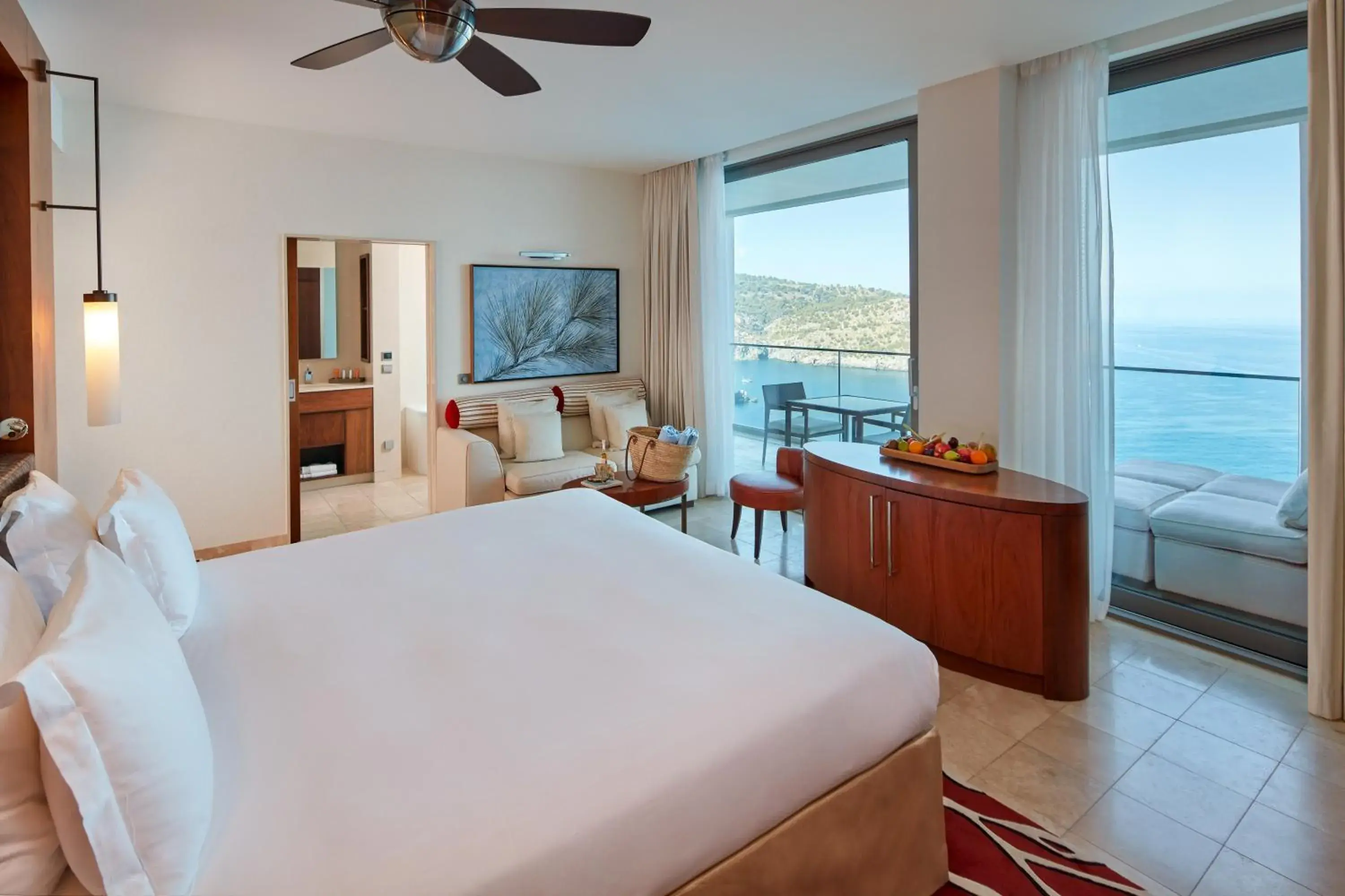 Bed in Jumeirah Port Soller Hotel & Spa