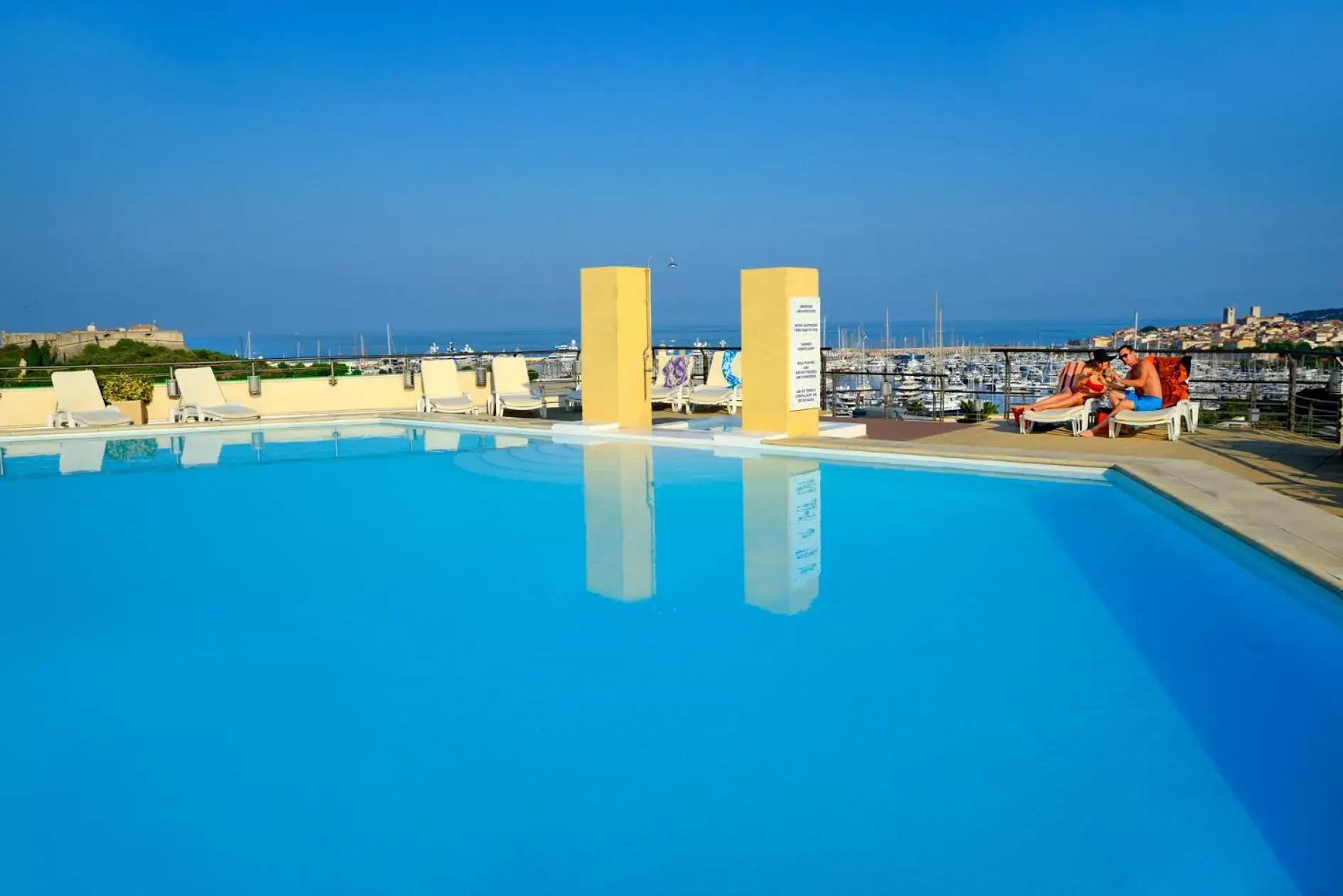 Day, Swimming Pool in Residence Residéal Antibes