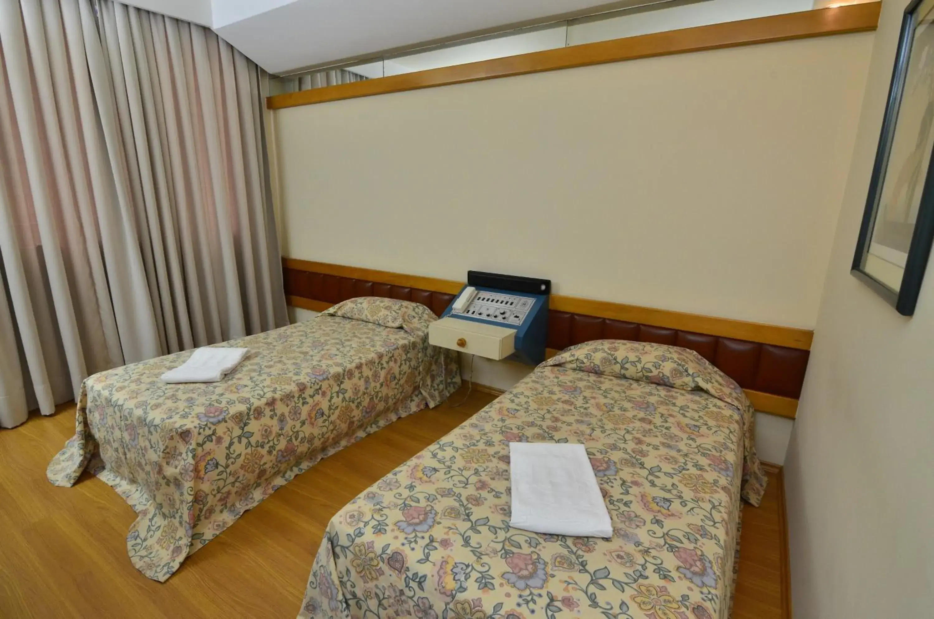 Standard Twin Room - single occupancy in Hotel Gran Corona