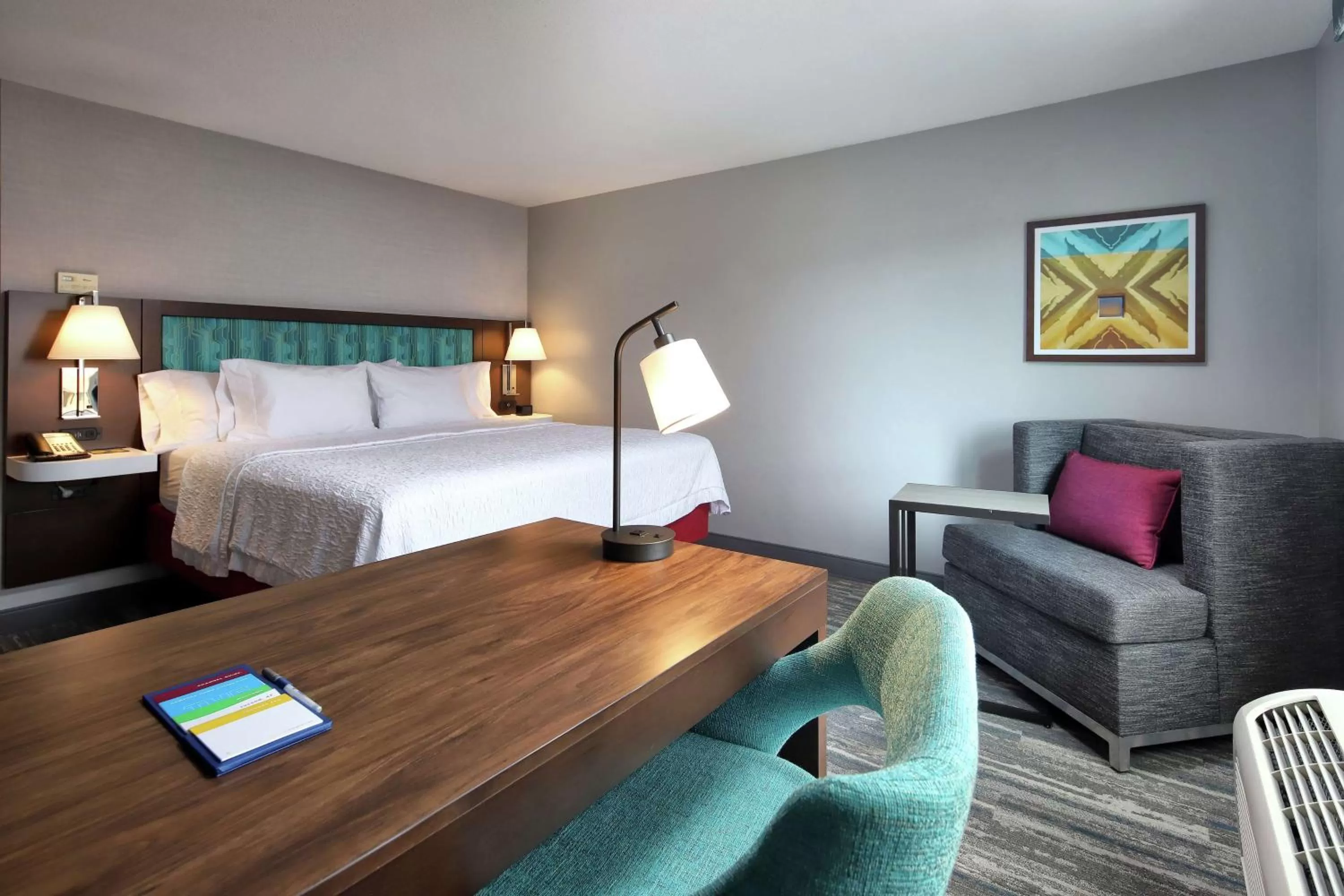 Bedroom, Bed in Hampton Inn & Suites Tucson East