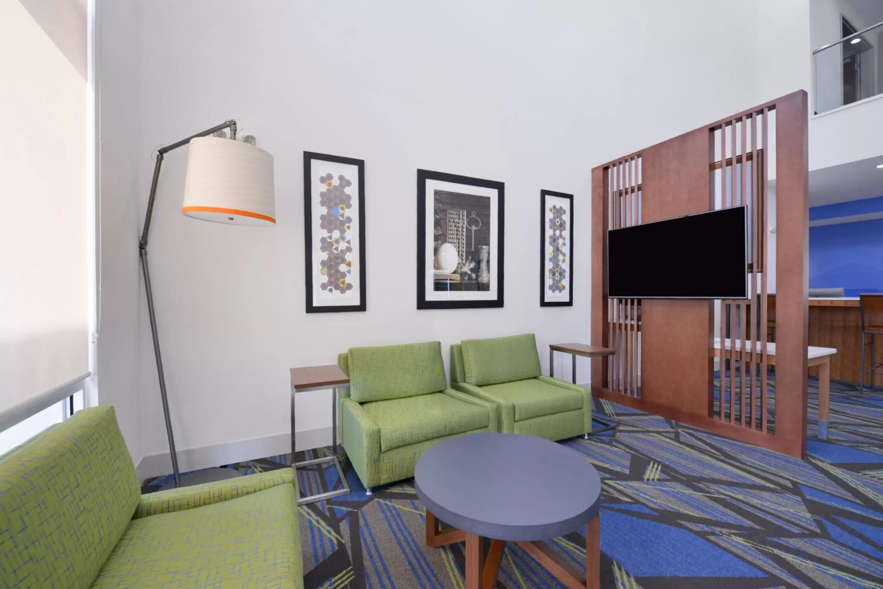 Lobby or reception, Seating Area in Holiday Inn Express - Bethlehem, an IHG Hotel