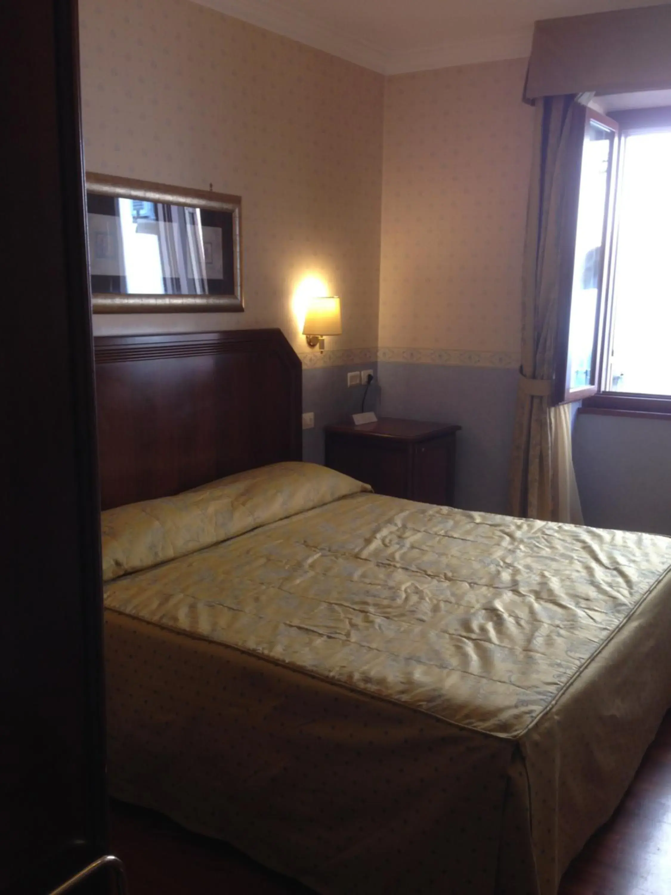Photo of the whole room, Bed in Hotel Filippeschi
