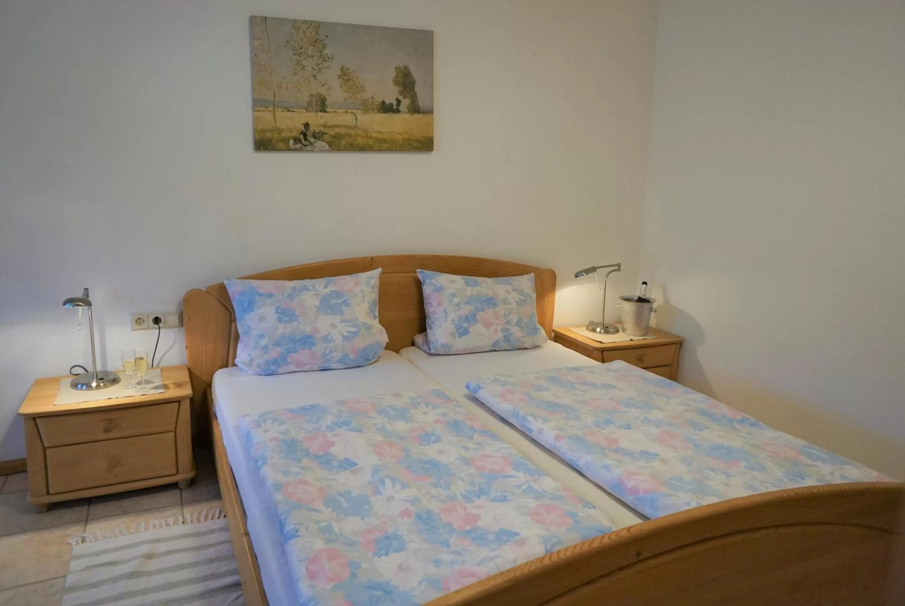 Bedroom, Bed in Kurparkhotel Faißt