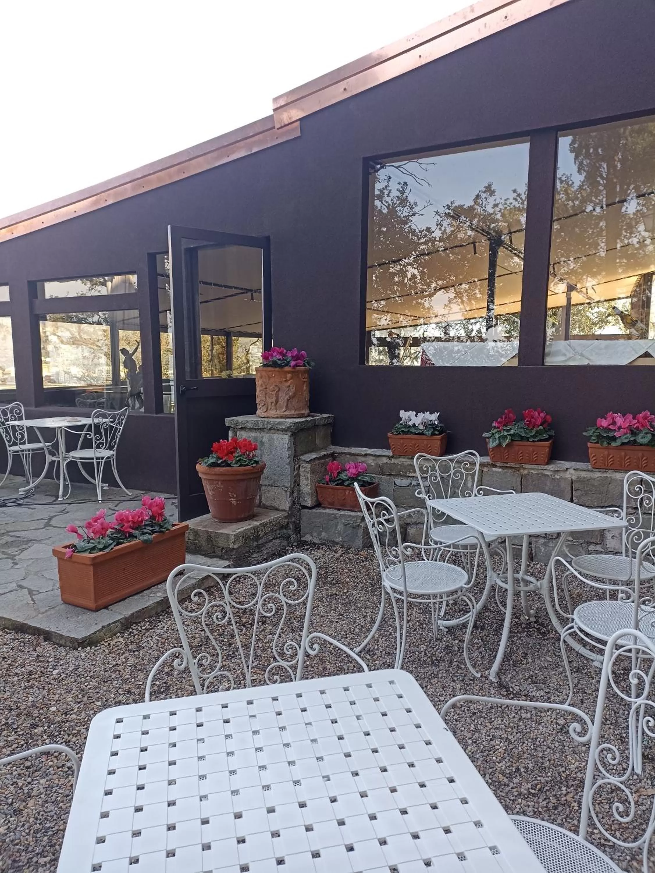 Restaurant/places to eat in Grand Hotel Dei Castelli