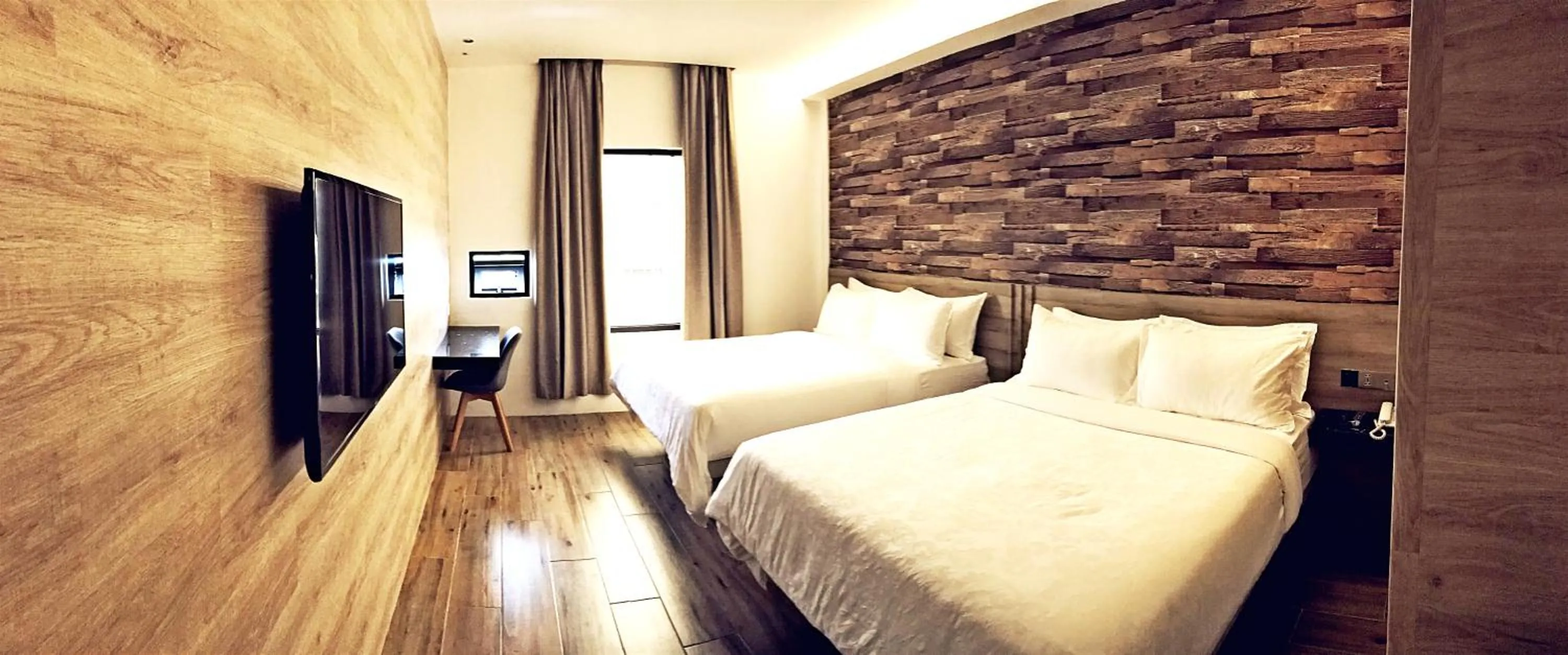 Patio, Bed in Hotel Legend Boutique