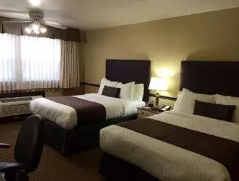 Queen Room with Two Queen Beds - Non-Smoking in Baymont by Wyndham Provo River