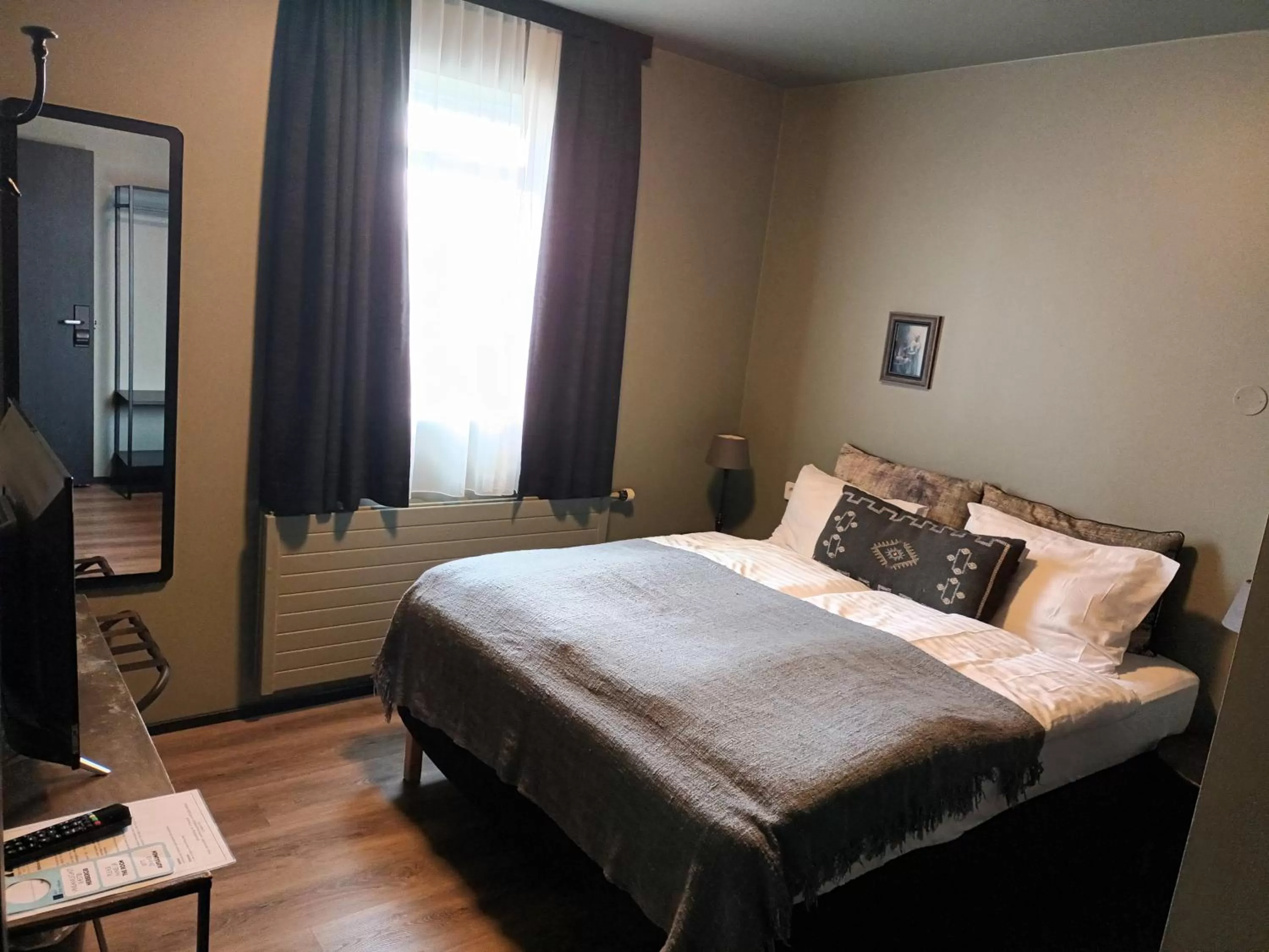 Bed in Hotel Leifur Eiriksson