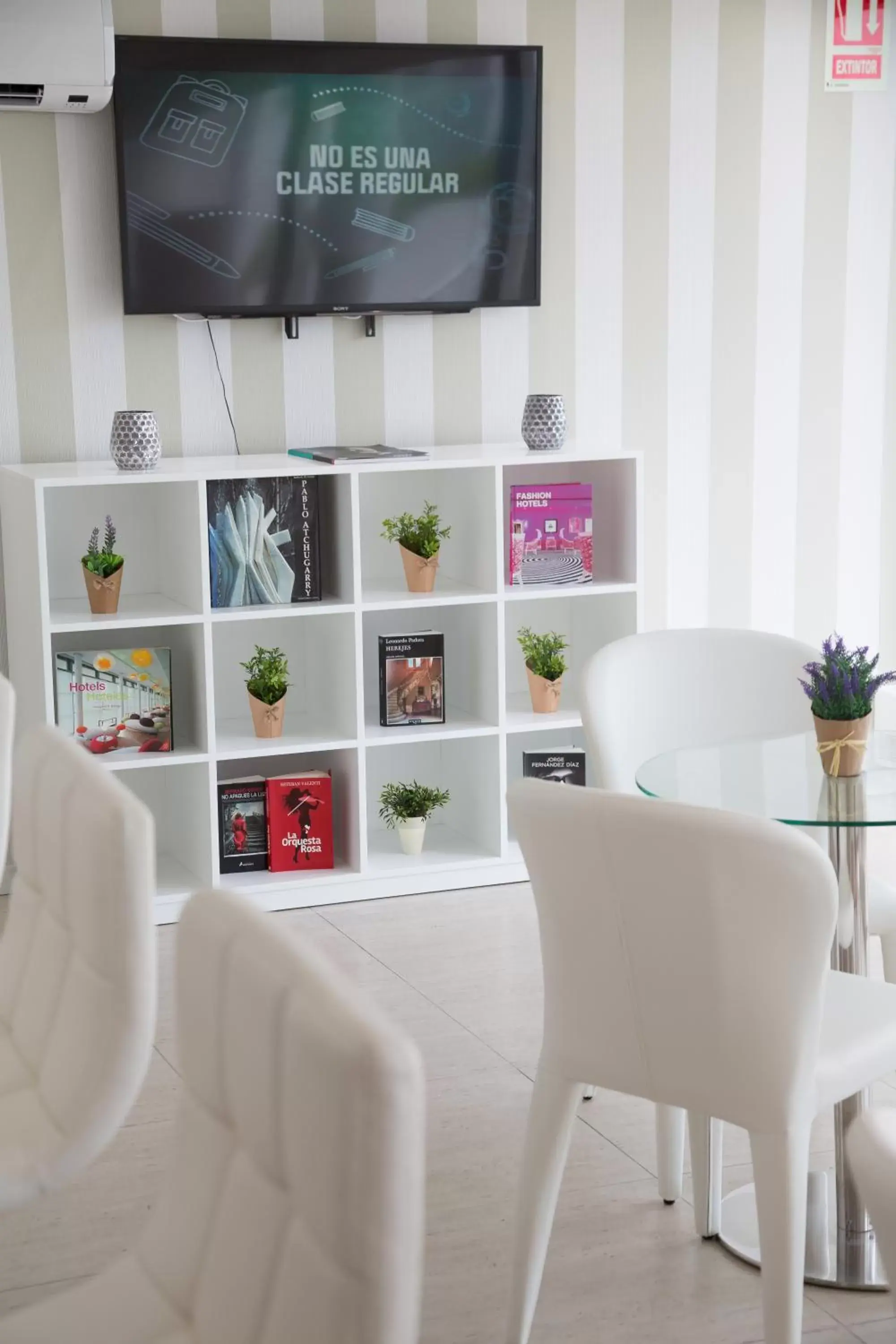 Lounge or bar in Seaview Hotel Boutique Lounge or bar in Seaview Hotel Boutique