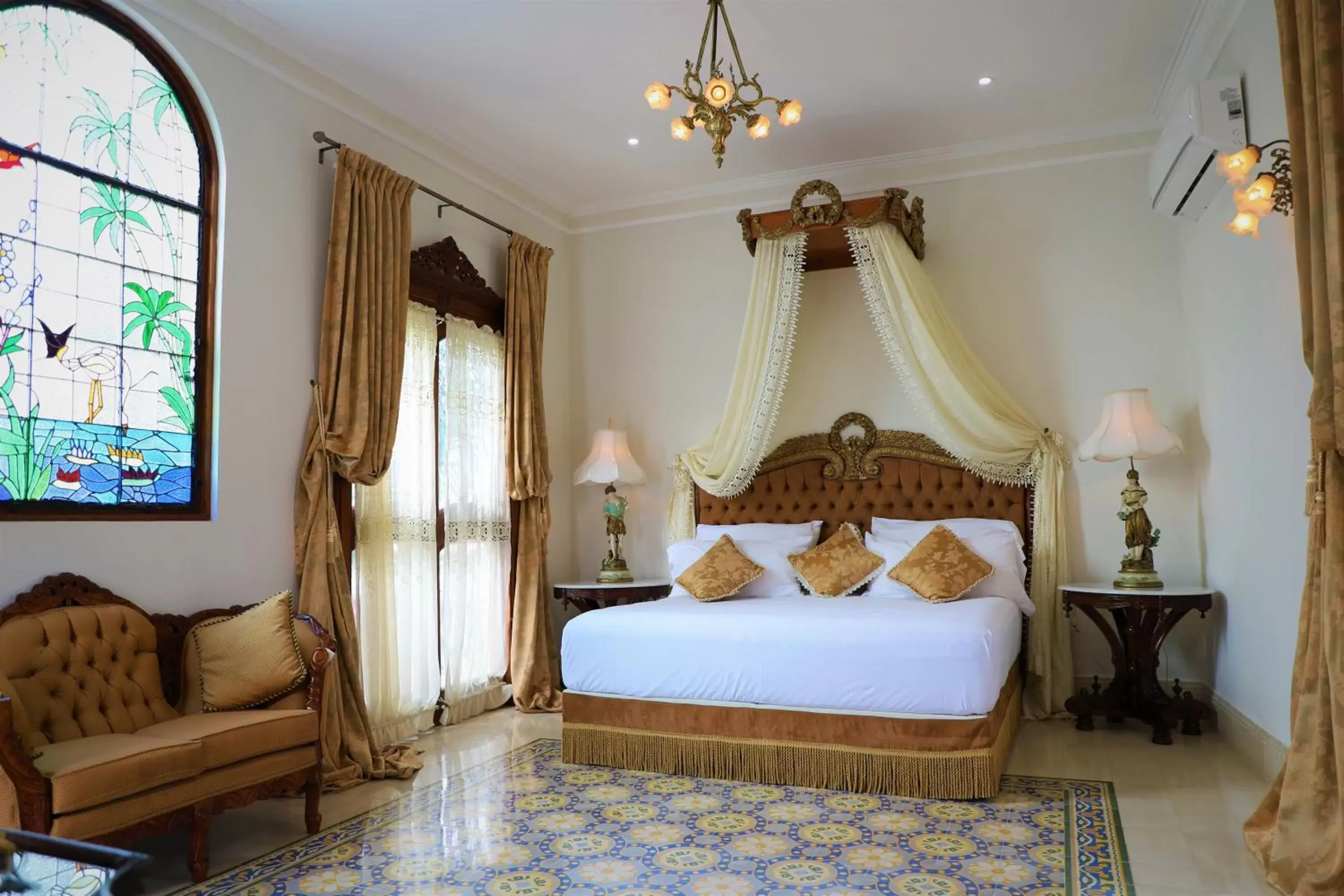 Superior King Room  - Marie Antoinette in El Palacito Secreto Luxury Boutique Hotel & Spa