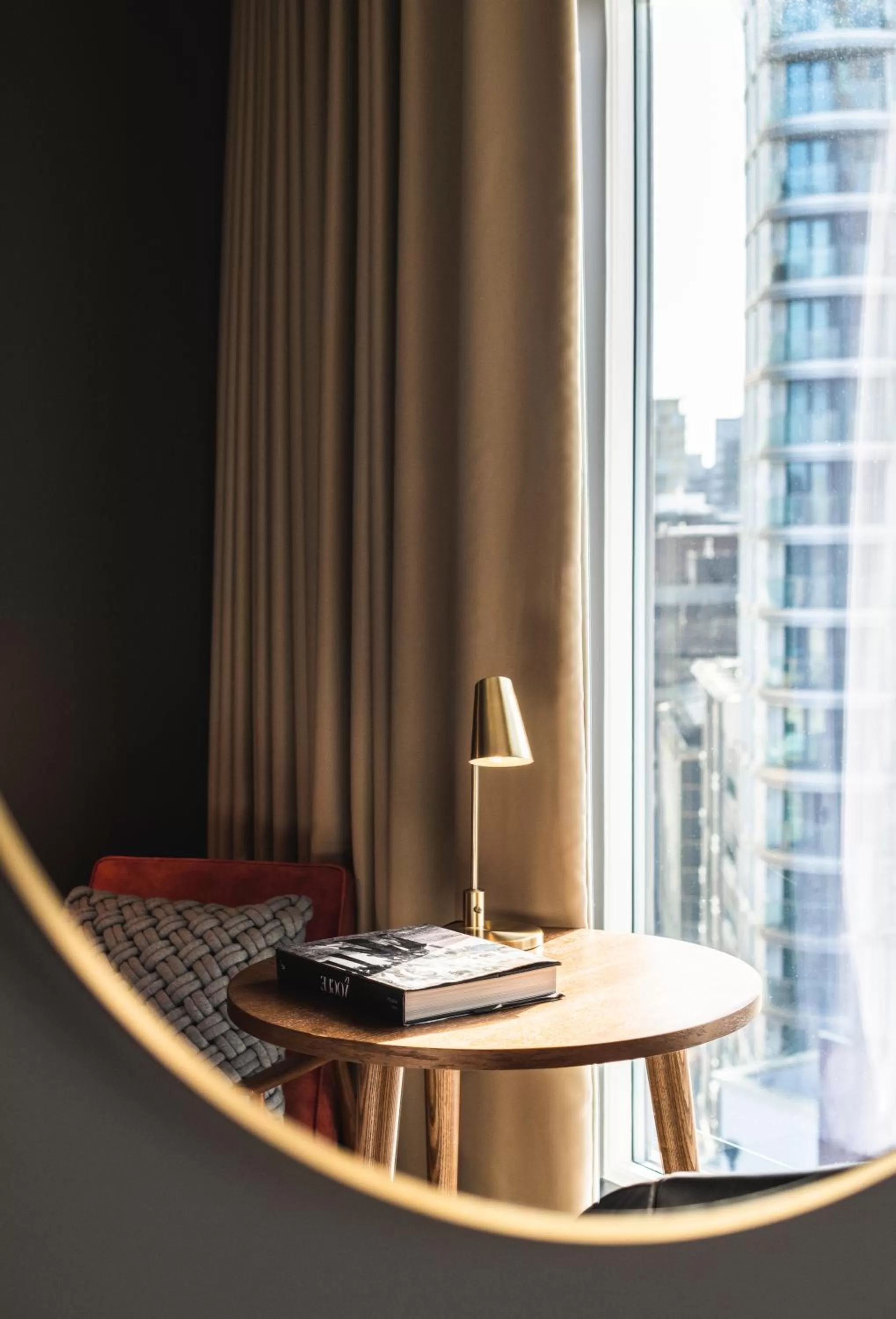 Day in The Gate London City