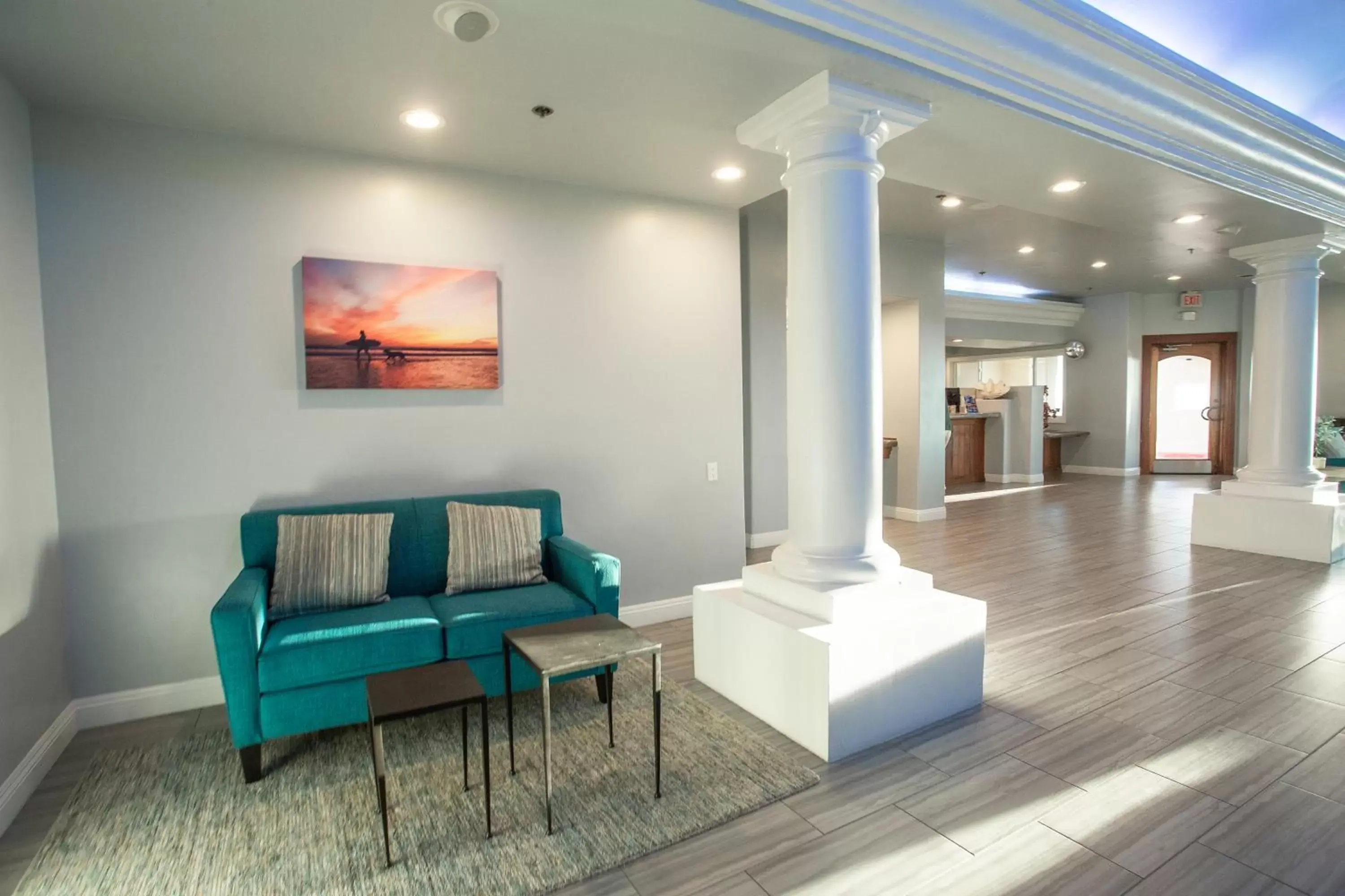 Lobby or reception, Seating Area in Tamarack Beach Hotel