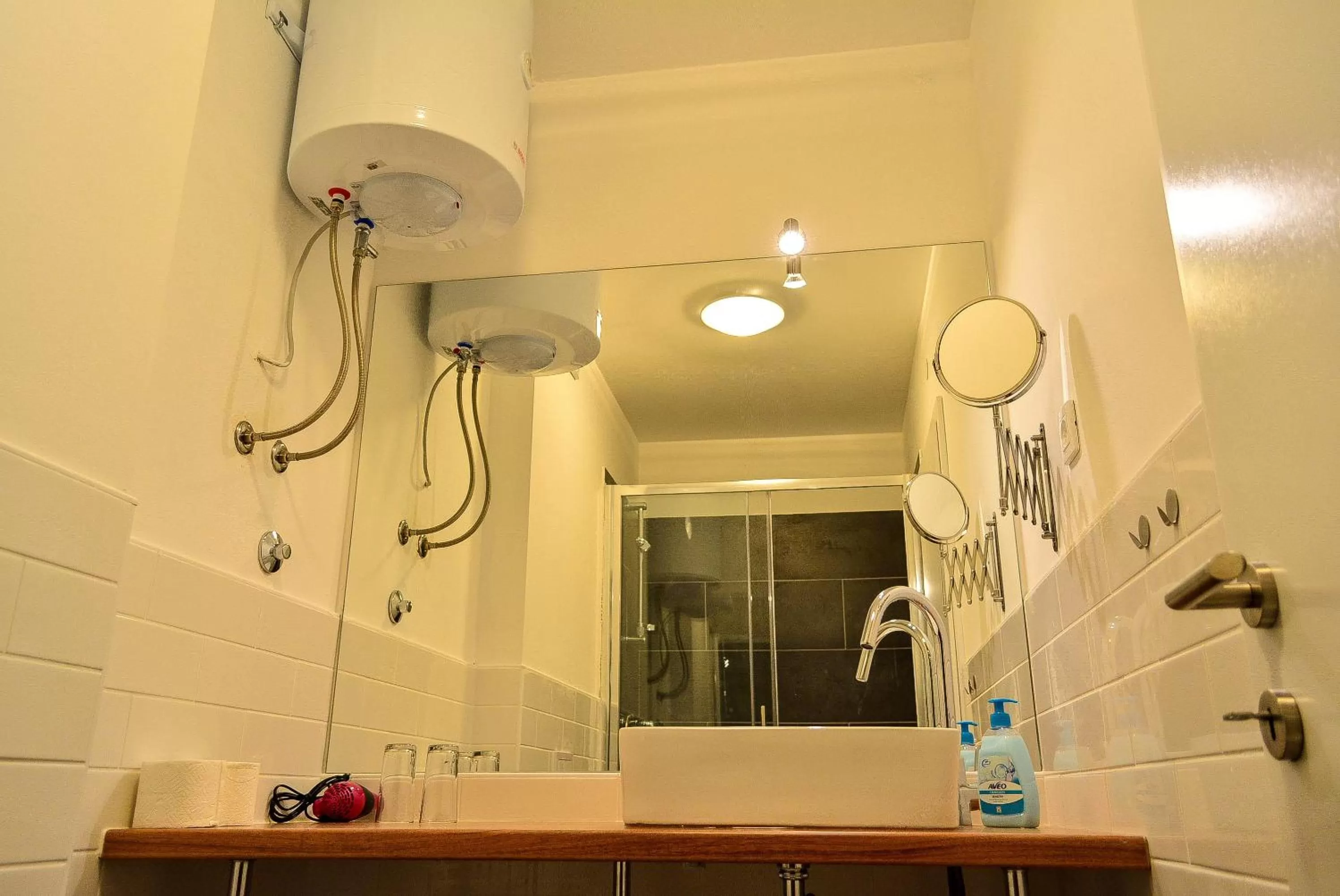 Bathroom in Golden B&B