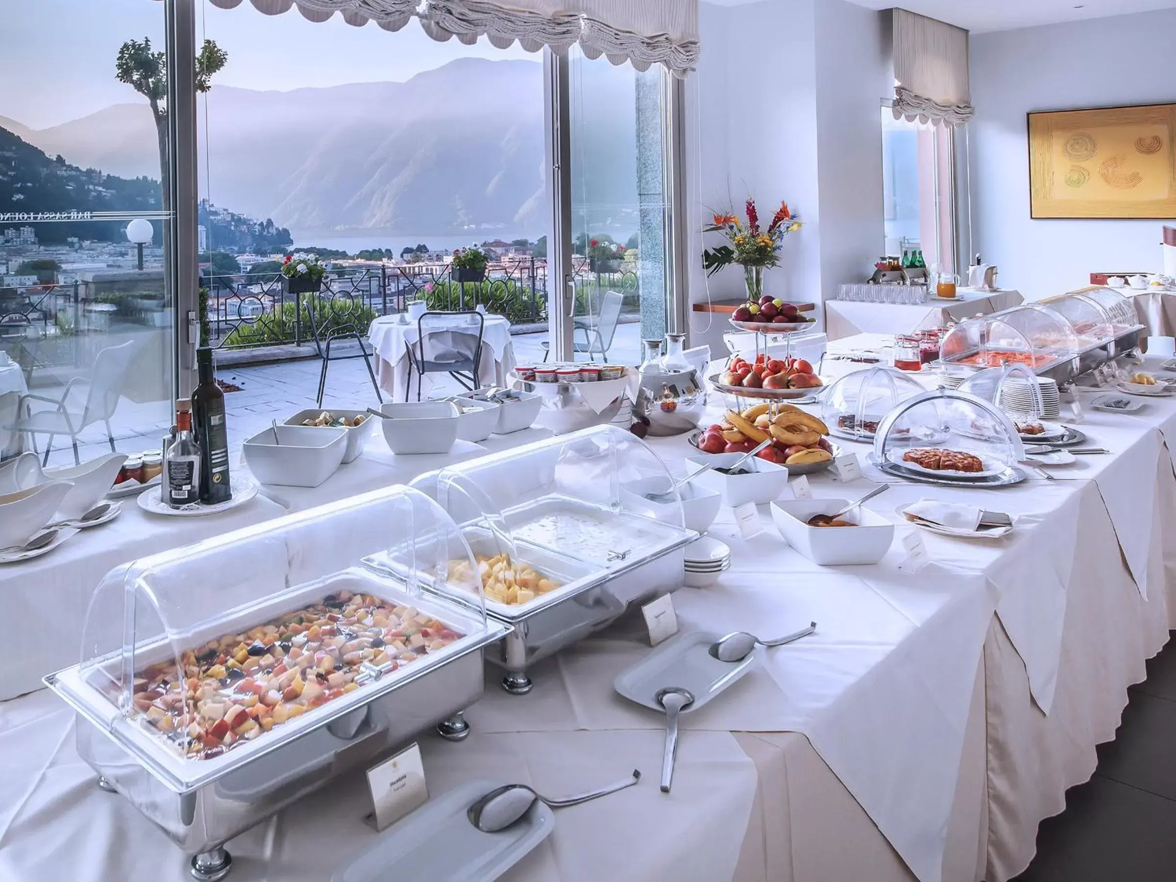 Breakfast in Villa Sassa Hotel, Residence & Spa - Ticino Hotels Group