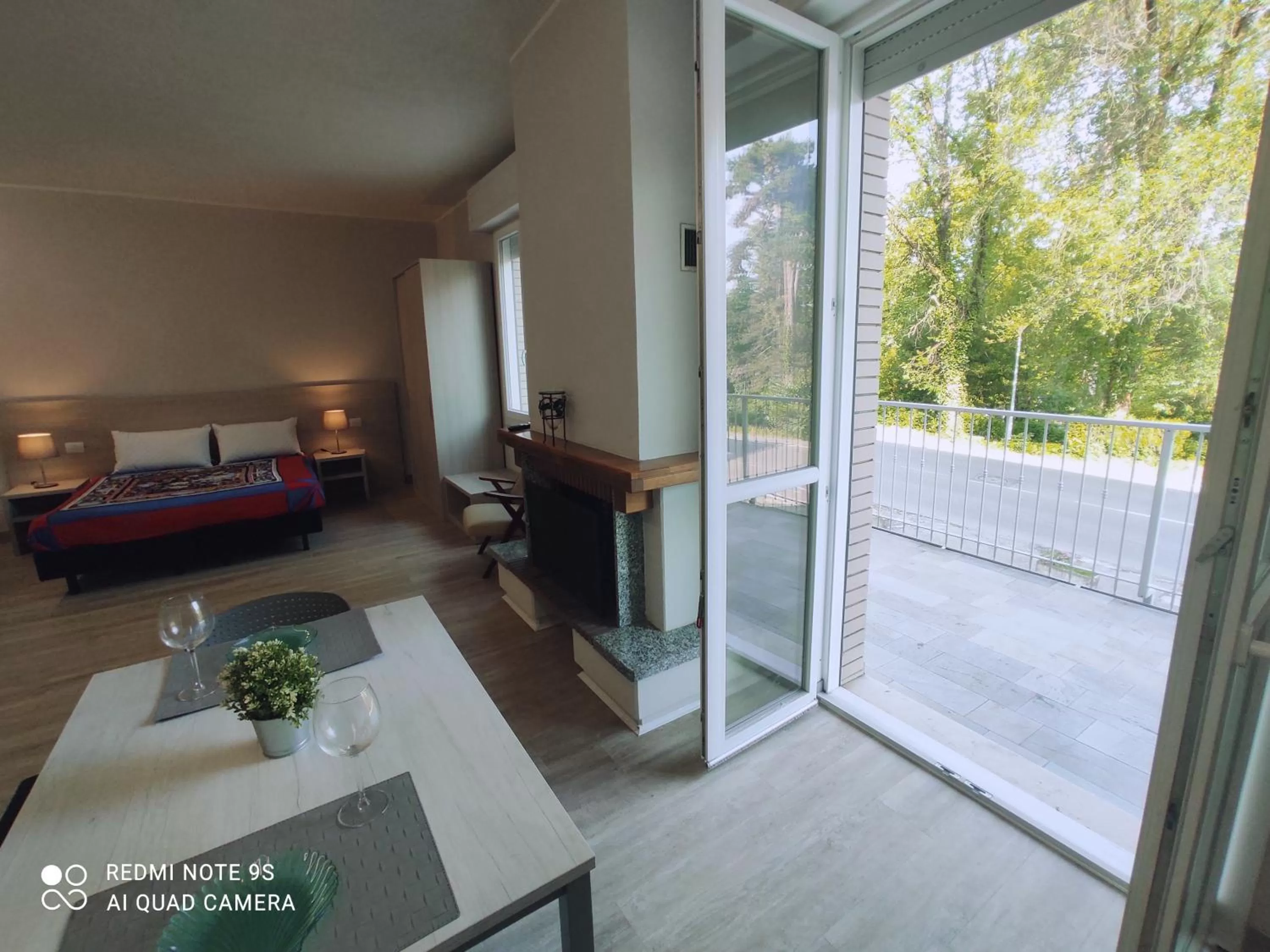 Balcony/Terrace, Bed in ALBA RESIDENCE