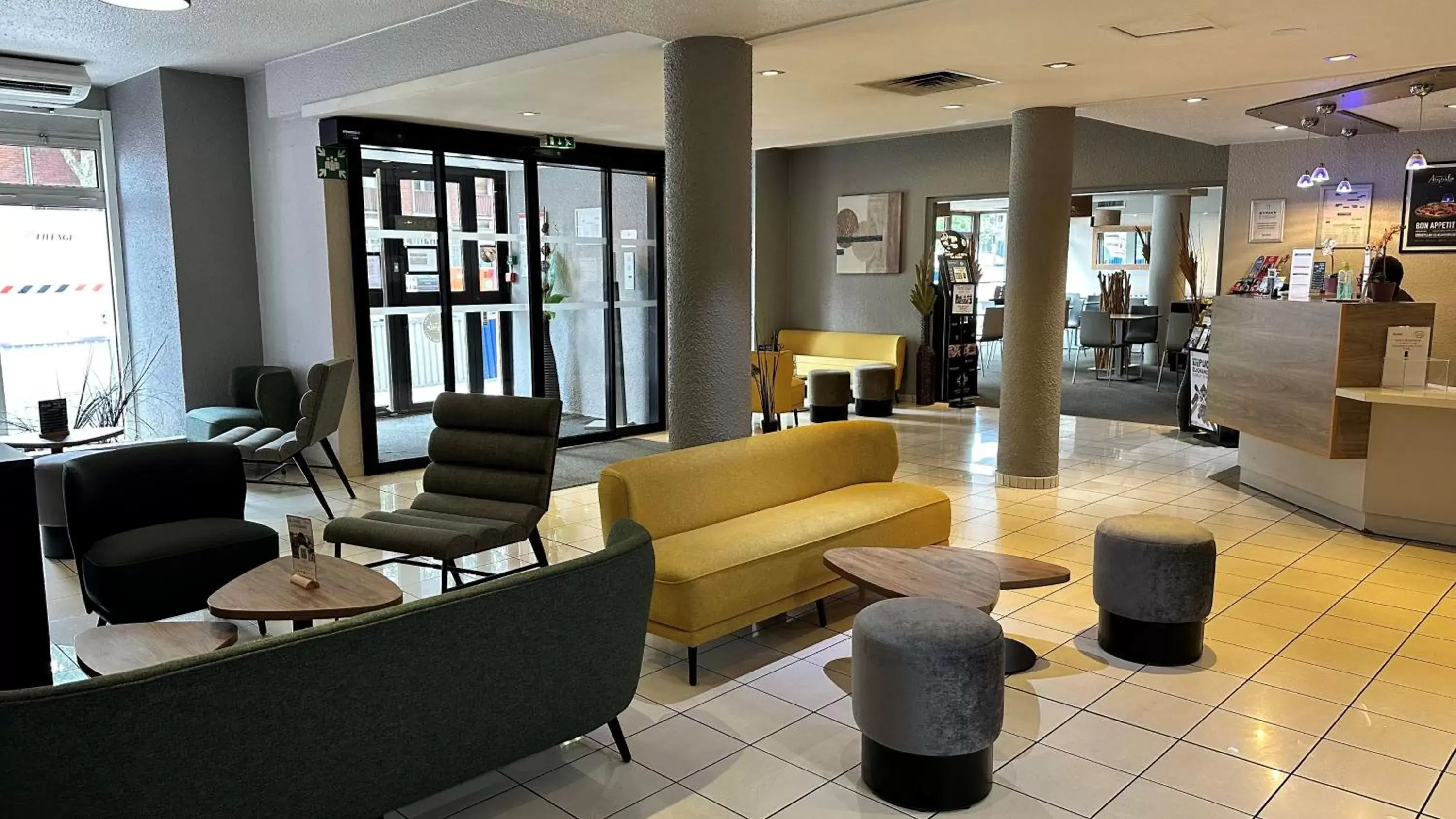 Lobby or reception in Kyriad Le Bourget Centre- Parc Des Expositions Lobby or reception in Kyriad Le Bourget Centre- Parc Des Expositions