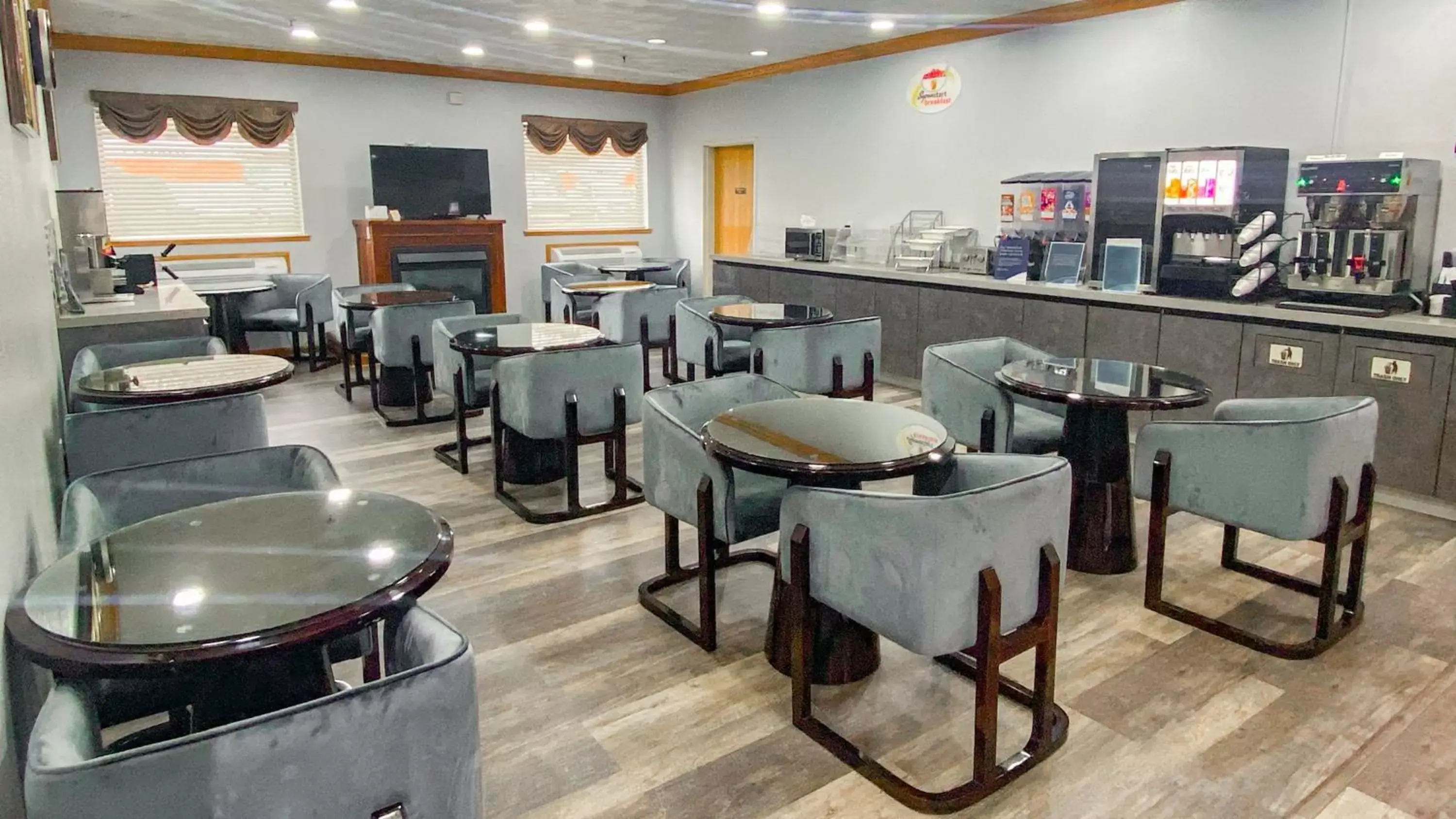 Restaurant/places to eat in Super 8 by Wyndham Uniontown PA Restaurant/places to eat in Super 8 by Wyndham Uniontown PA