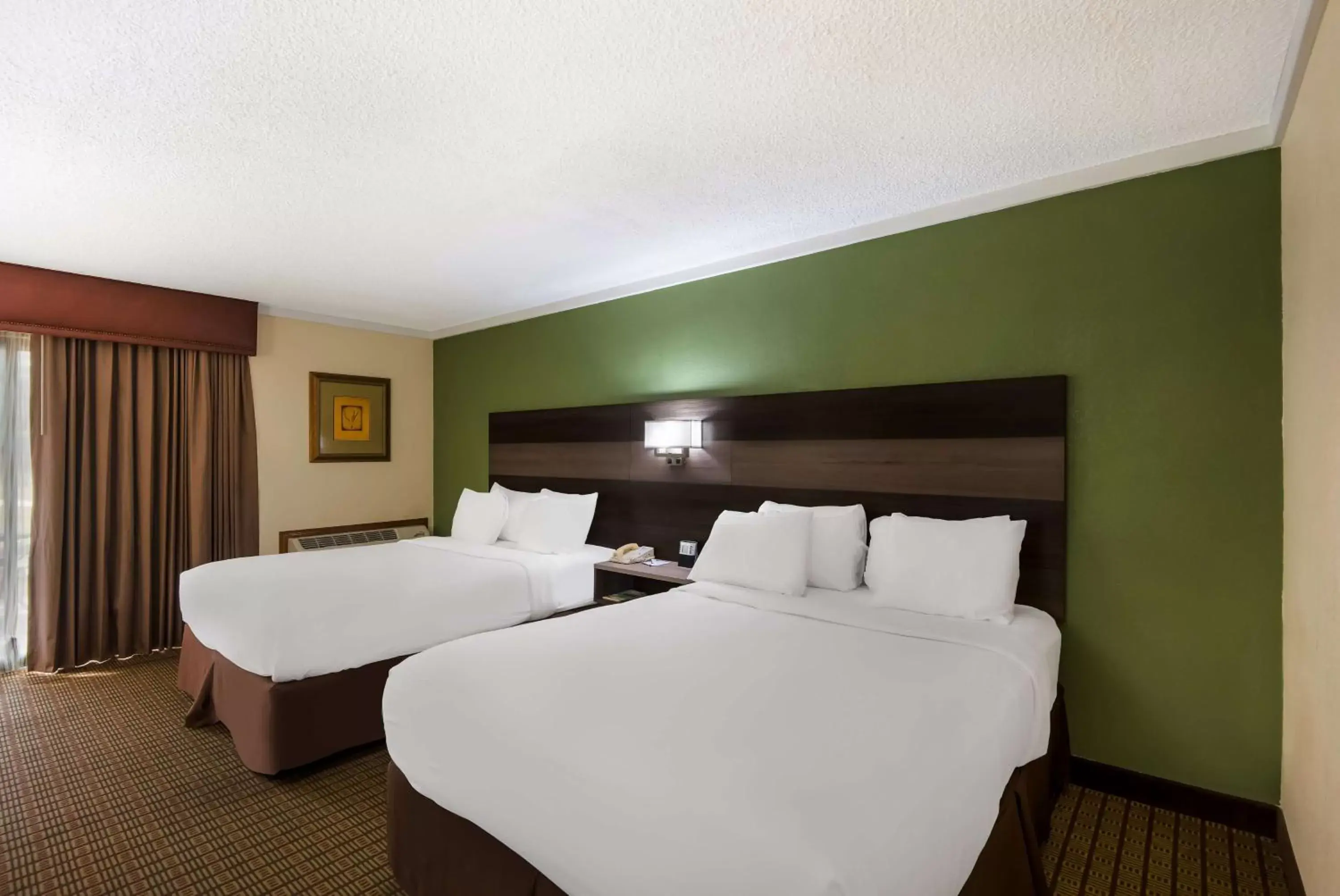 Bedroom, Bed in Best Western Prairie Inn & Conference Center