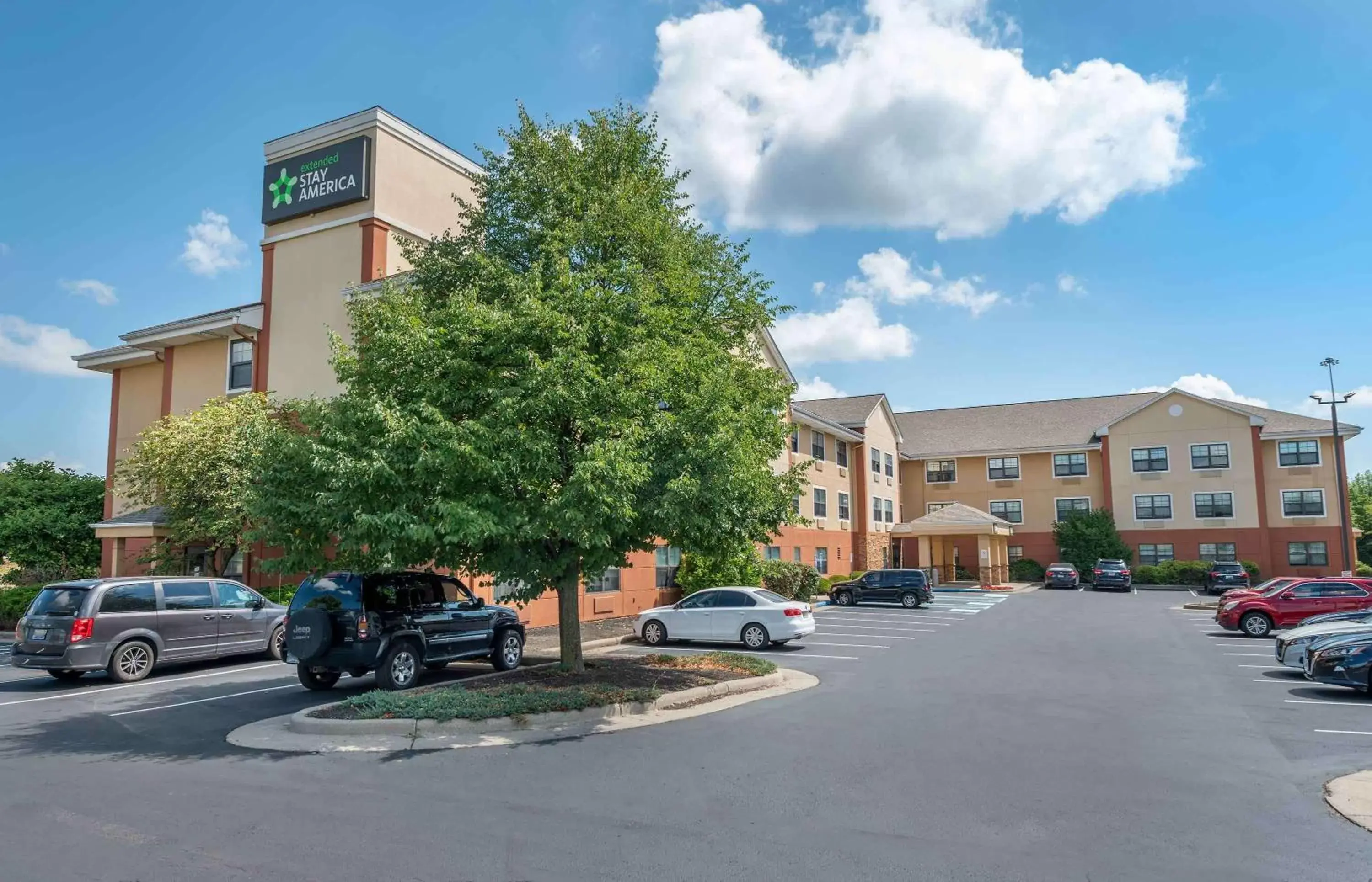 Property Building in Extended Stay America Suites - Dayton - North