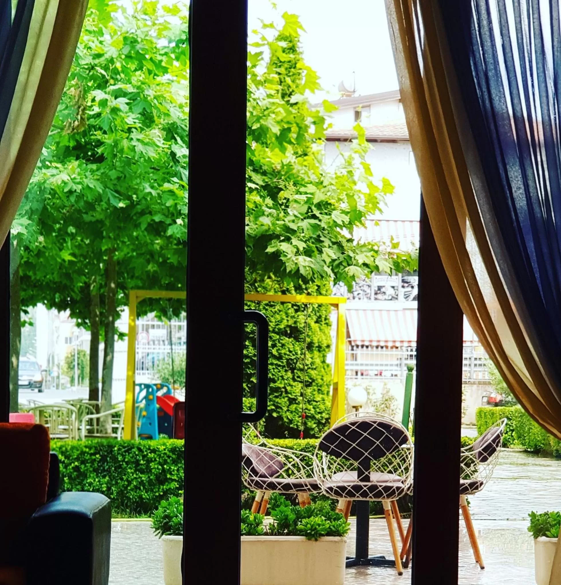 Hotel Ambasador Garden