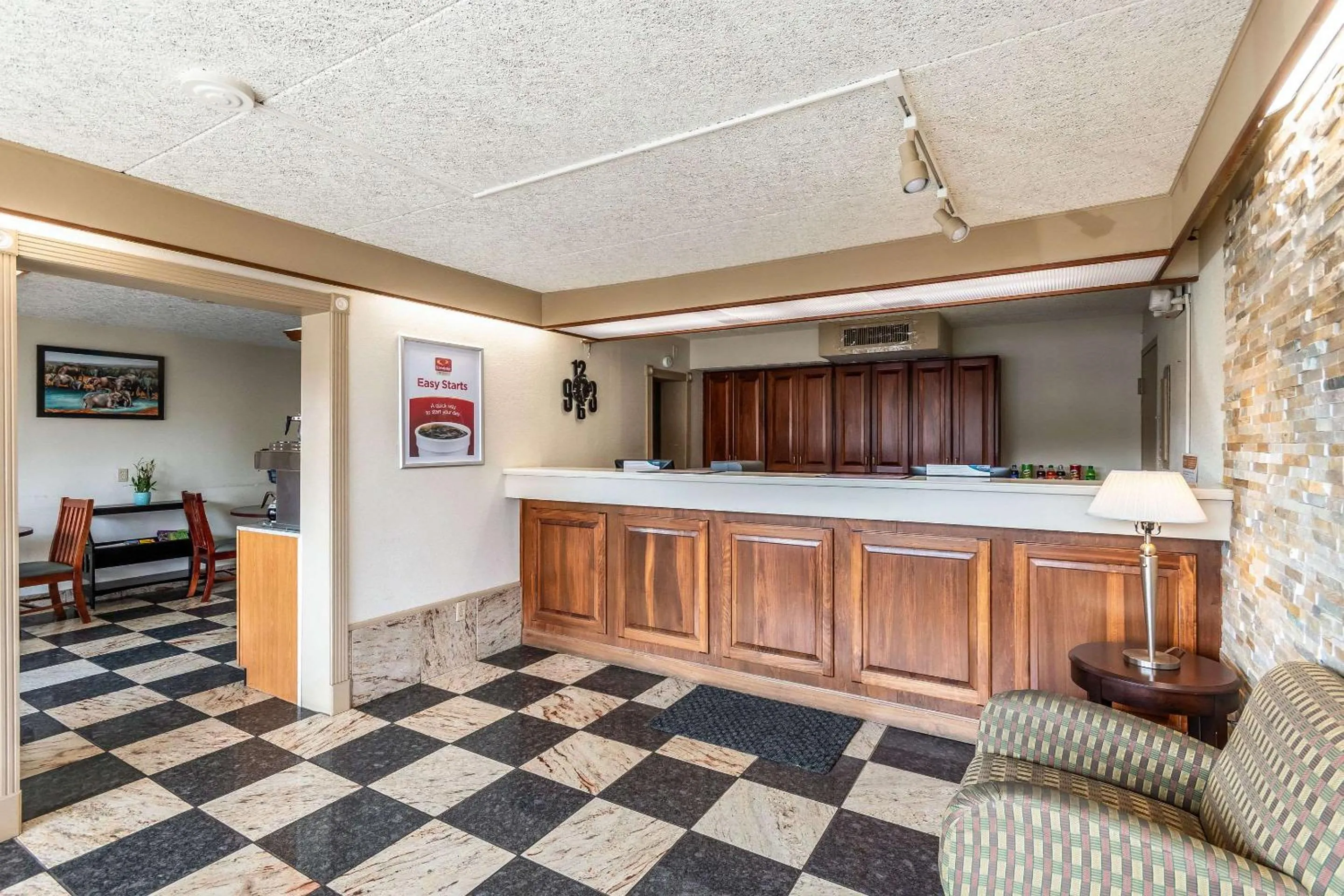Lobby or reception in Econo Lodge Zanesville Downtown