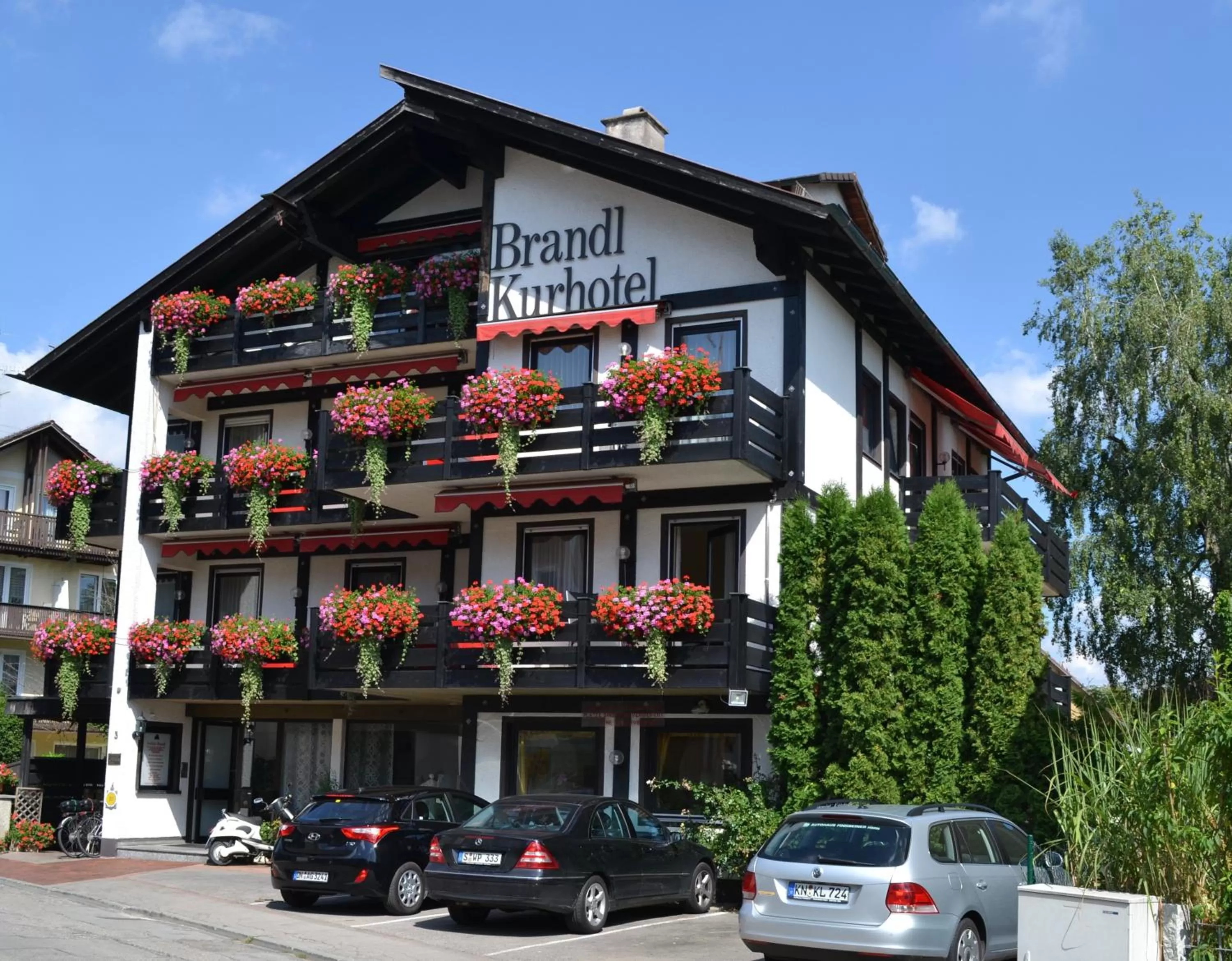 Facade/entrance in Hotel Brandl