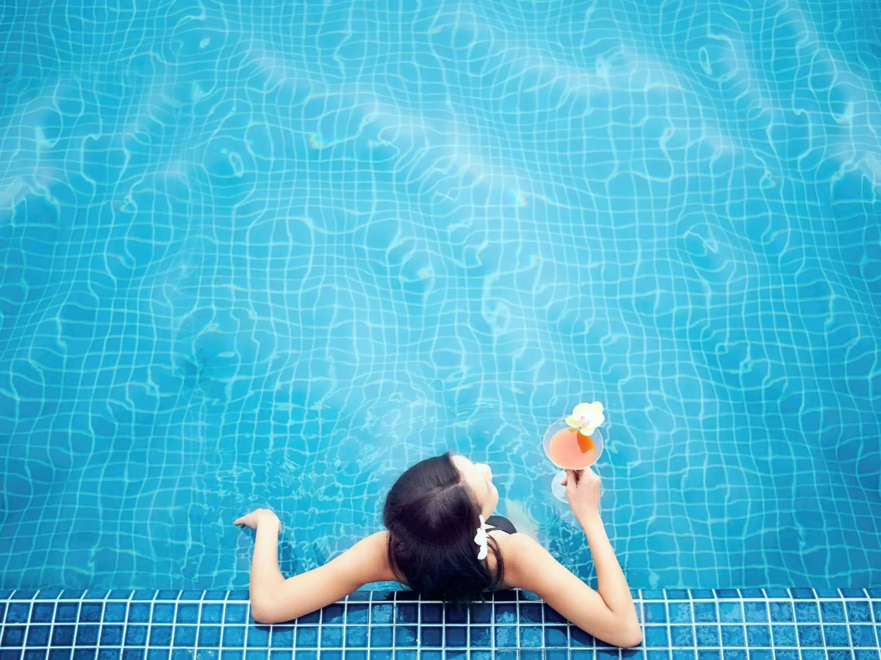 Other, Swimming Pool in Ibis Saint-Genis-Pouilly Genève