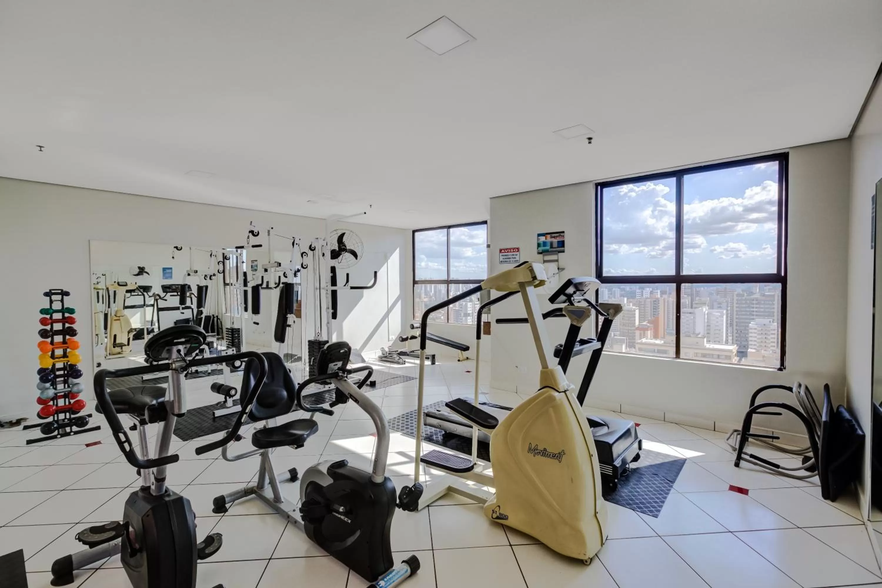 Fitness centre/facilities in Slaviero Londrina Flat