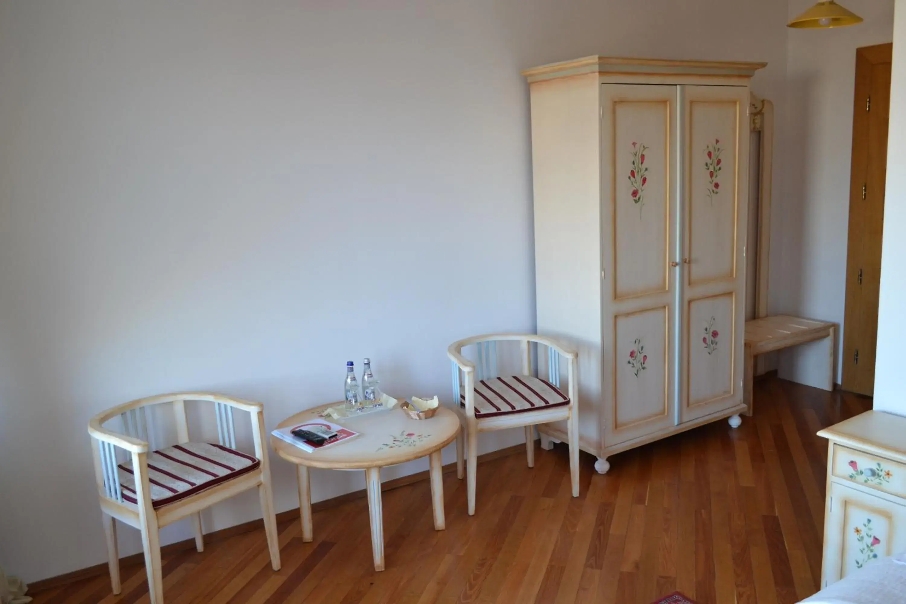 Seating area, Dining Area in Casa Cranta