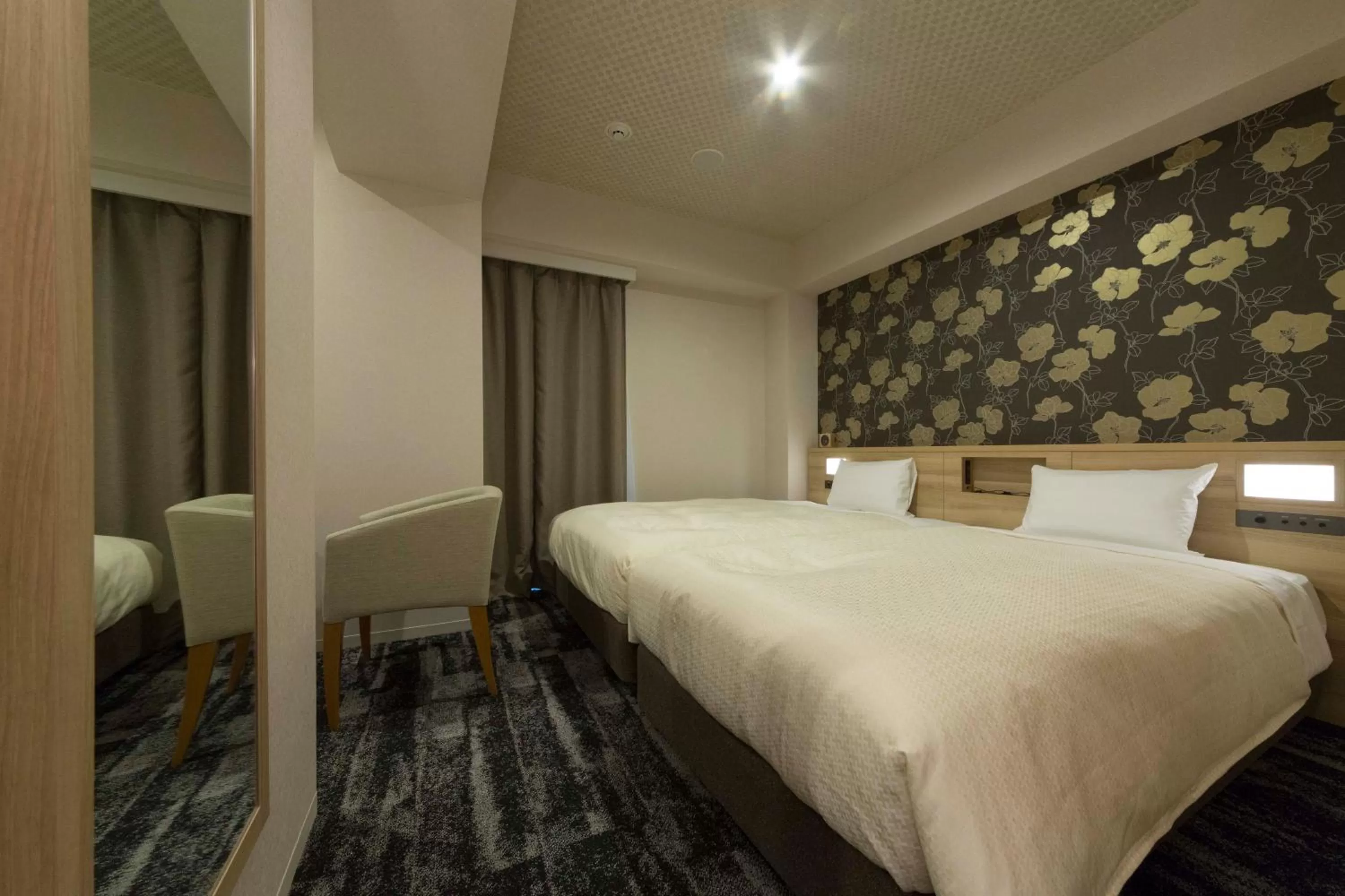 Executive Twin Room - single occupancy in Sanco Inn Kyoto Hachijoguchi Shikinoyu