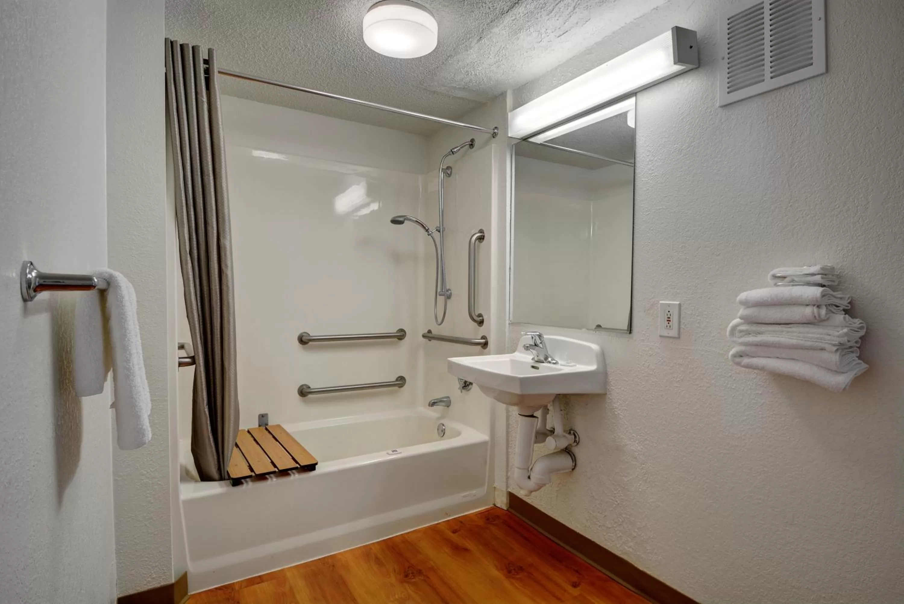 Bathroom in Motel 6-Chicopee, MA - Springfield