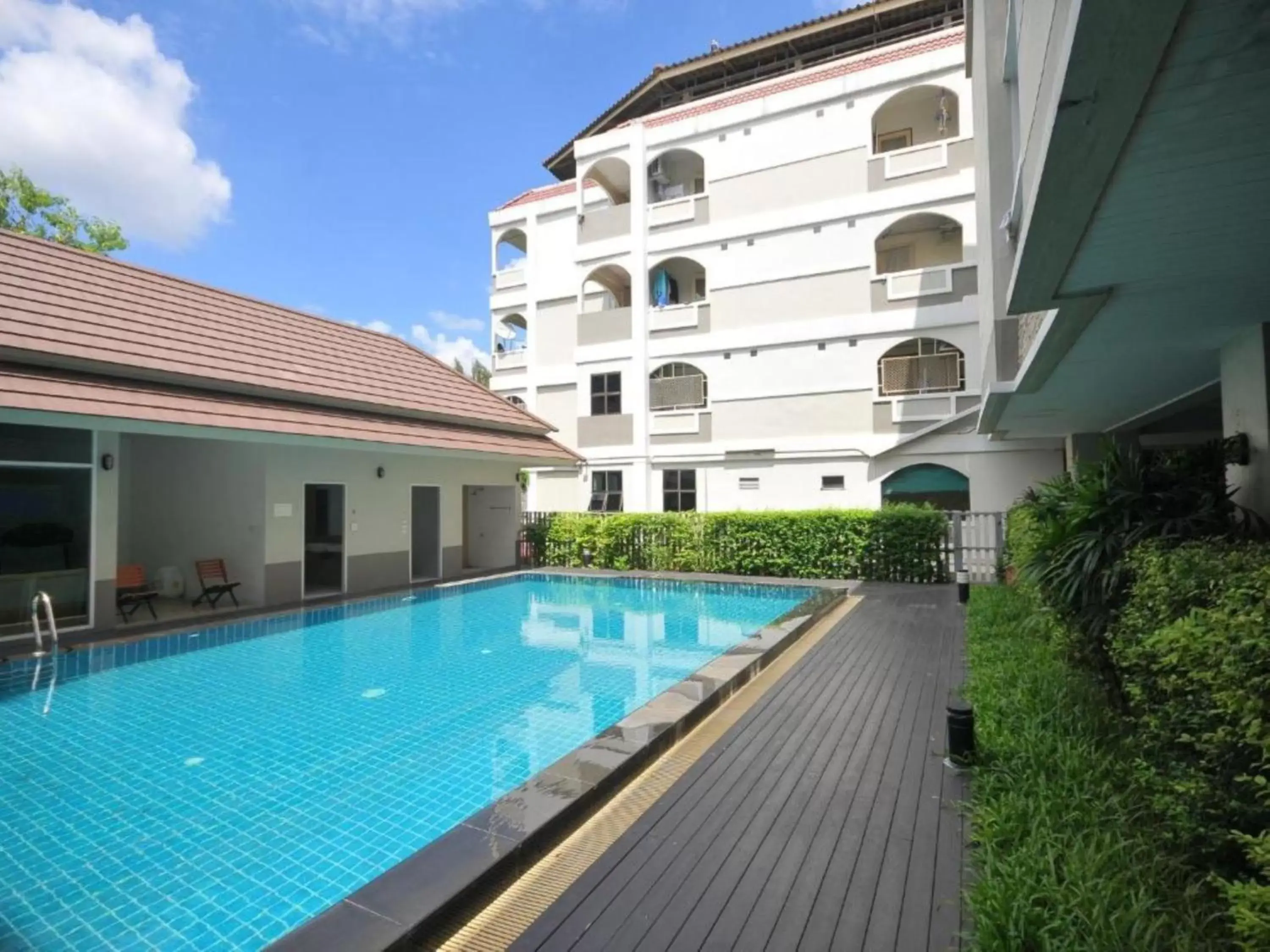 Swimming pool, Property Building in P Park Residence Suvarnabhumi